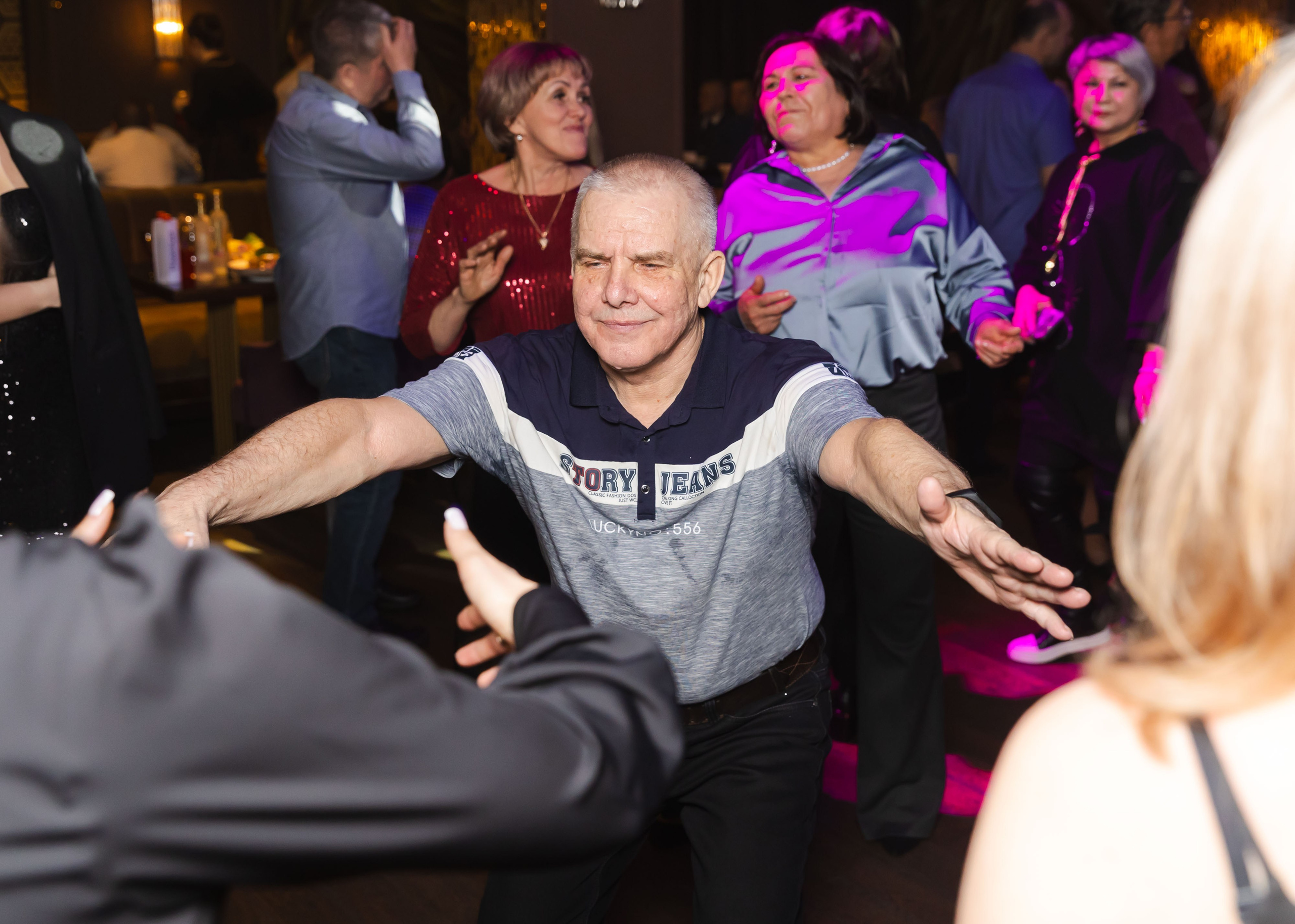 Предновогодка кипарис 2025. ФОТОГРАФ ВИНОГРАДОВА ДАРЬЯ