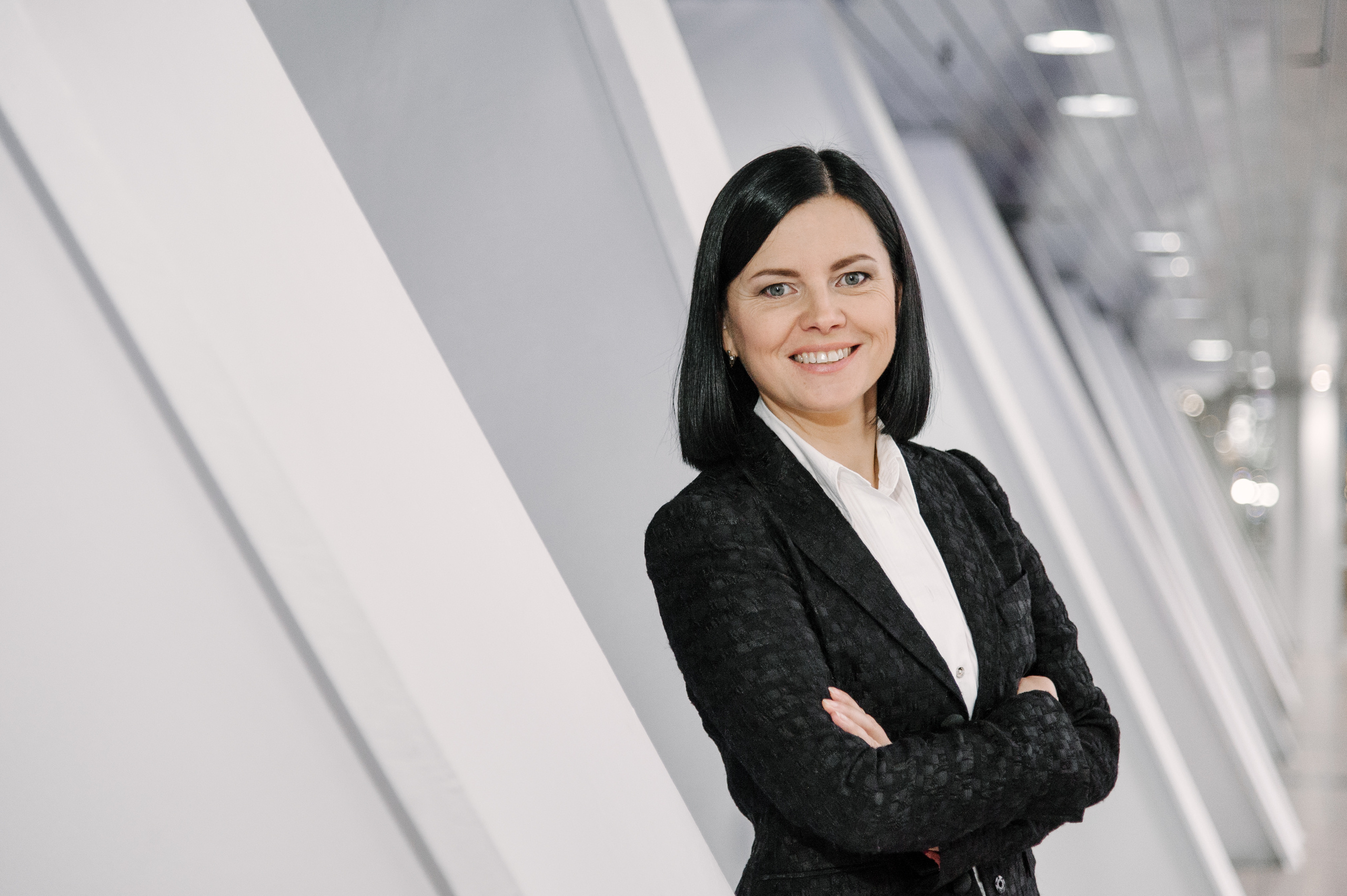 Фотосессия бизнес портрета для женщины на мосту Багратион