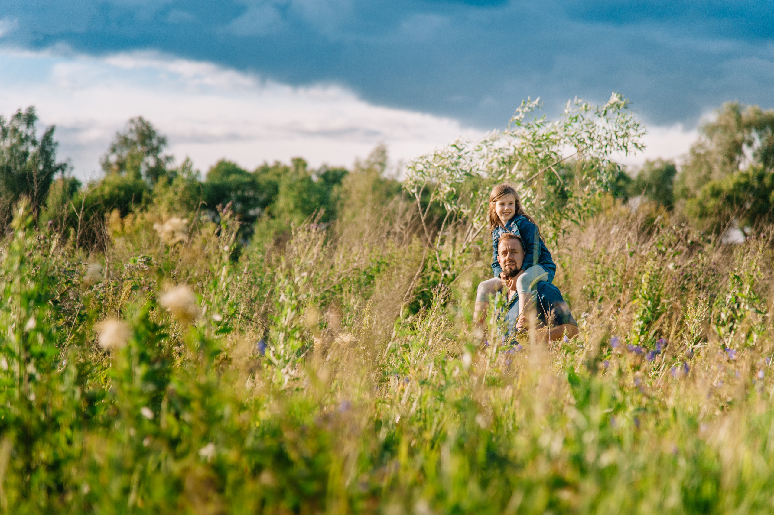 Семейная фотосессия в Истре в загородном доме. Семейный фотограф в Москве Елена Снегирева