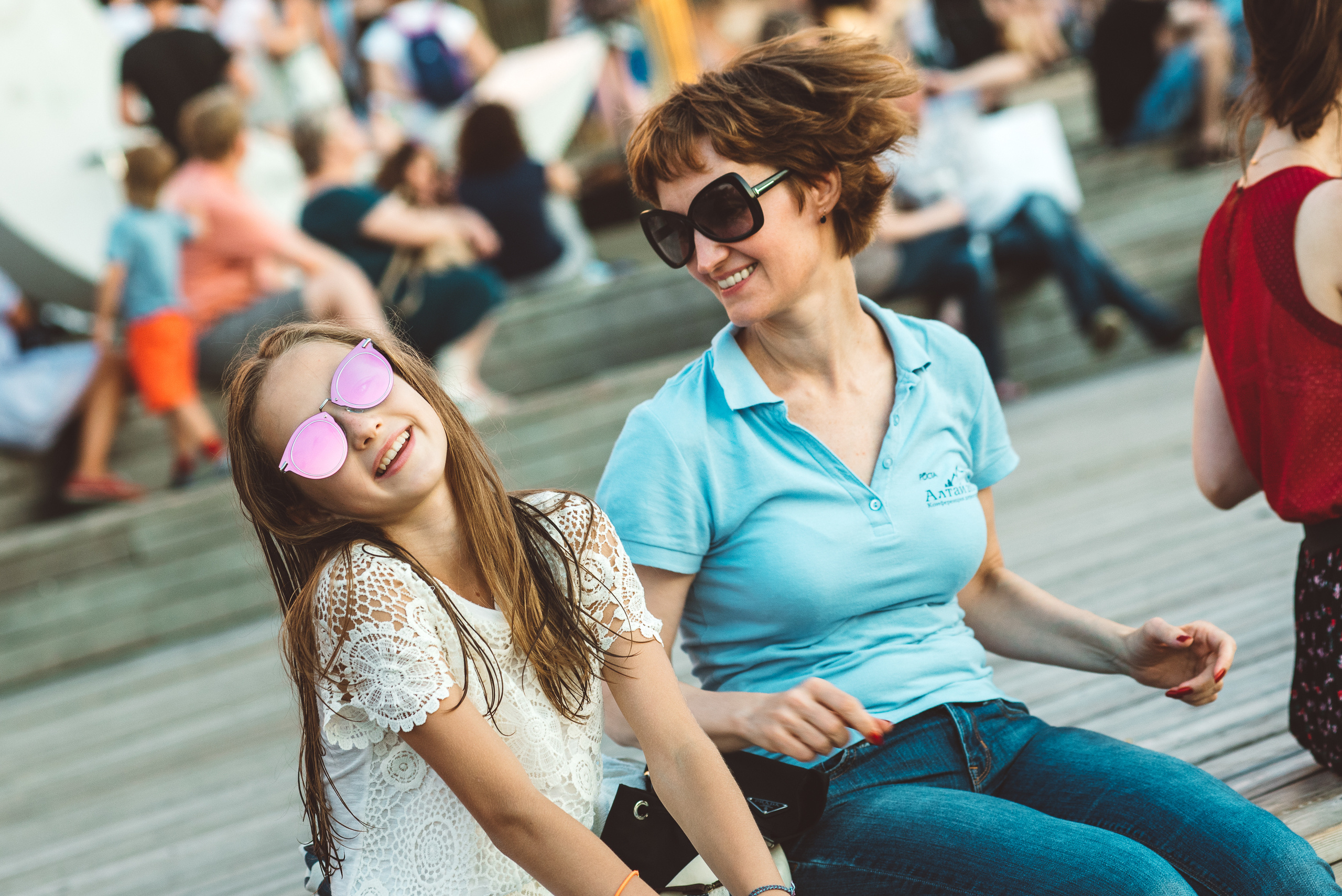 Семейная фотосессия про прогулку в парке Музеон. Семейный фотограф в Москве Елена Снегирева