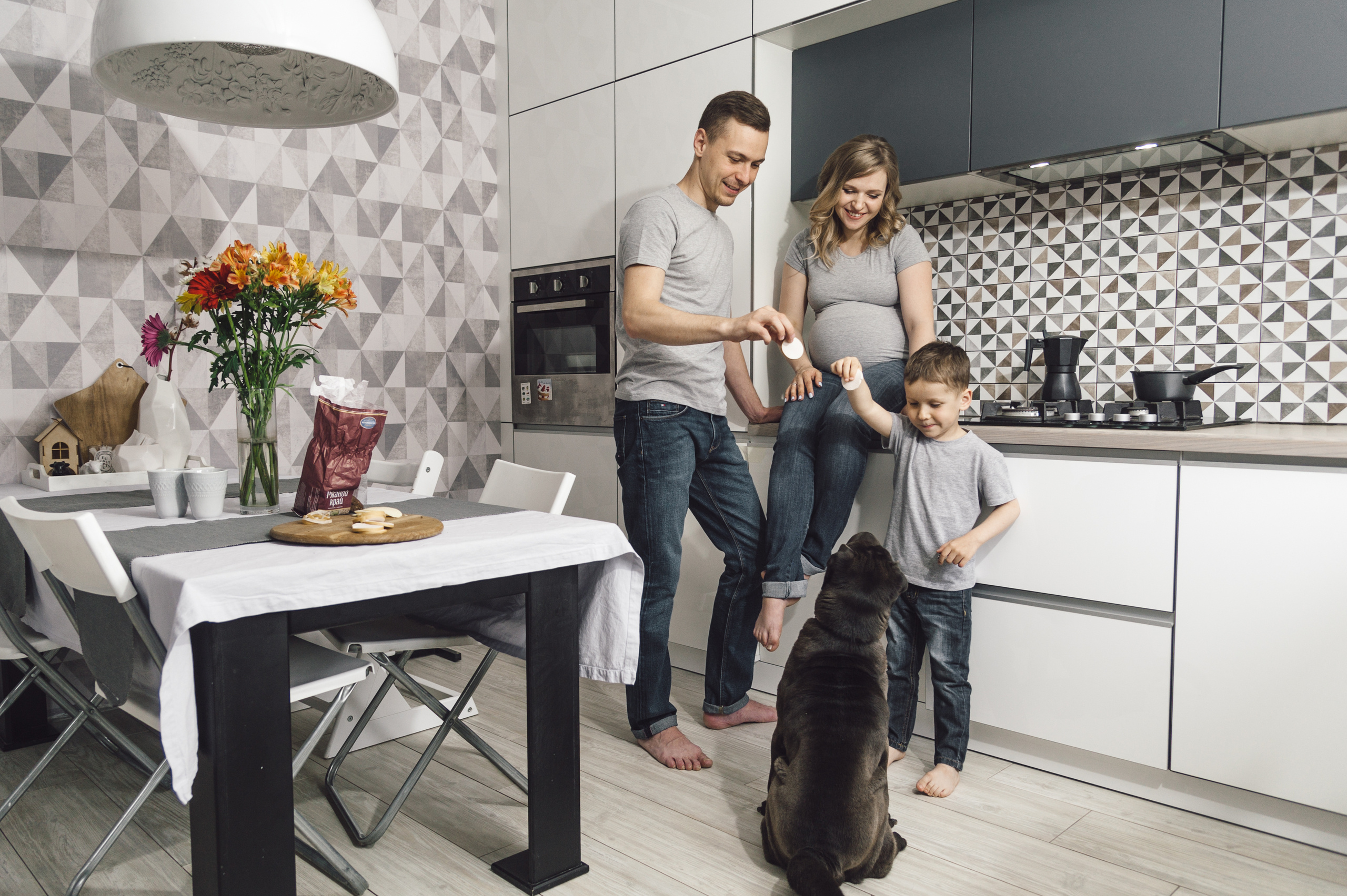 Семейная фотосессия в Шолохово в таунхаусе. Семейный фотограф в Москве Елена Снегирева