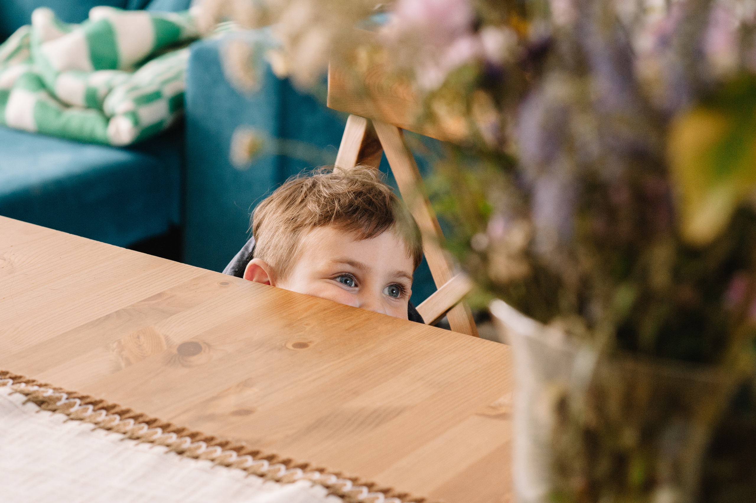 Семейная фотосессия в Истре в загородном доме. Семейный фотограф в Москве Елена Снегирева