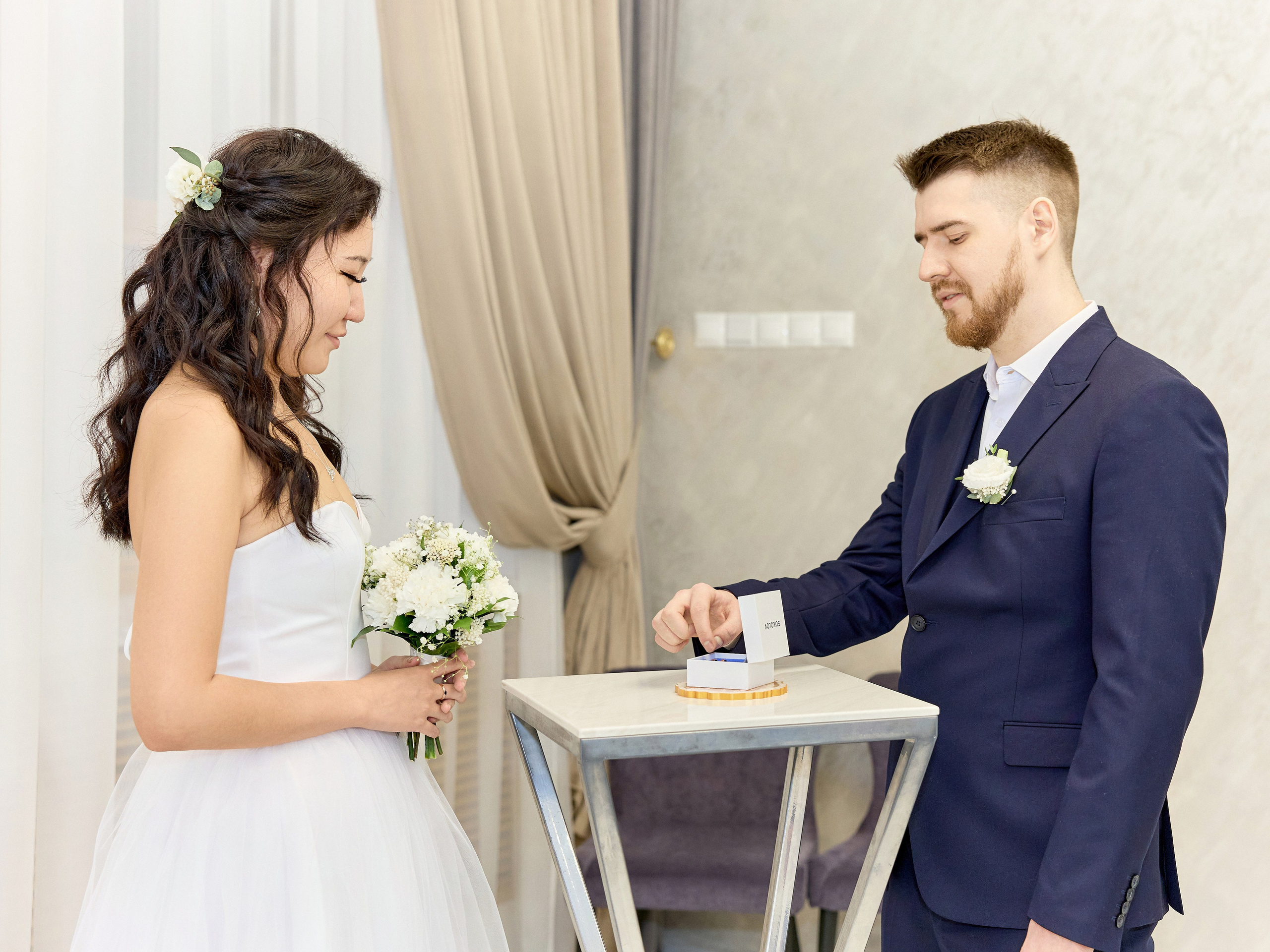 Регистрация брака в Кутузовском ЗАГСе в Москве Александры и Феора