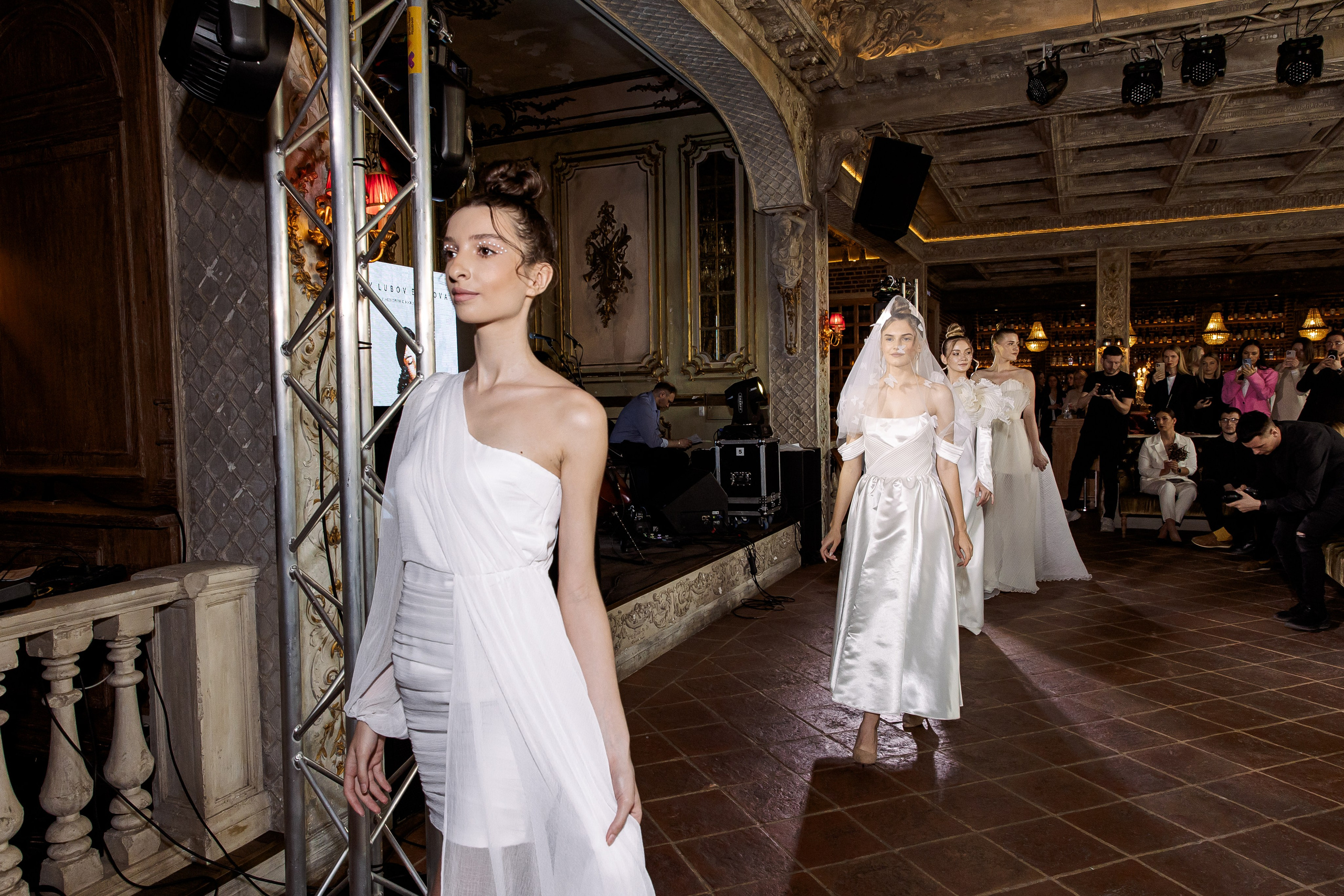 Свадебная выставка. Свадебный и семейный фотограф в Челябинске Юлия Ишимова