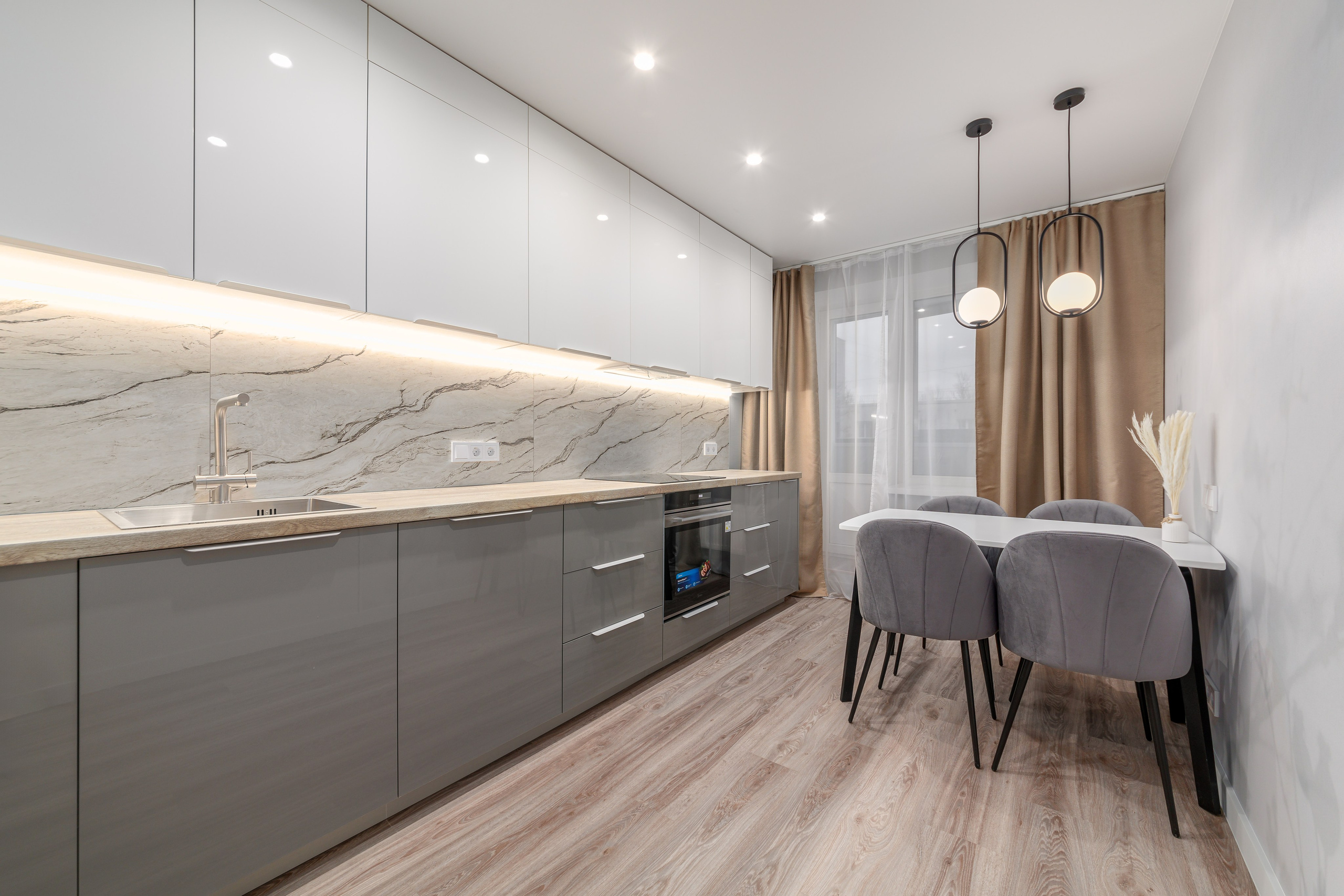 Однокомнатная квартира, Варшавская ул