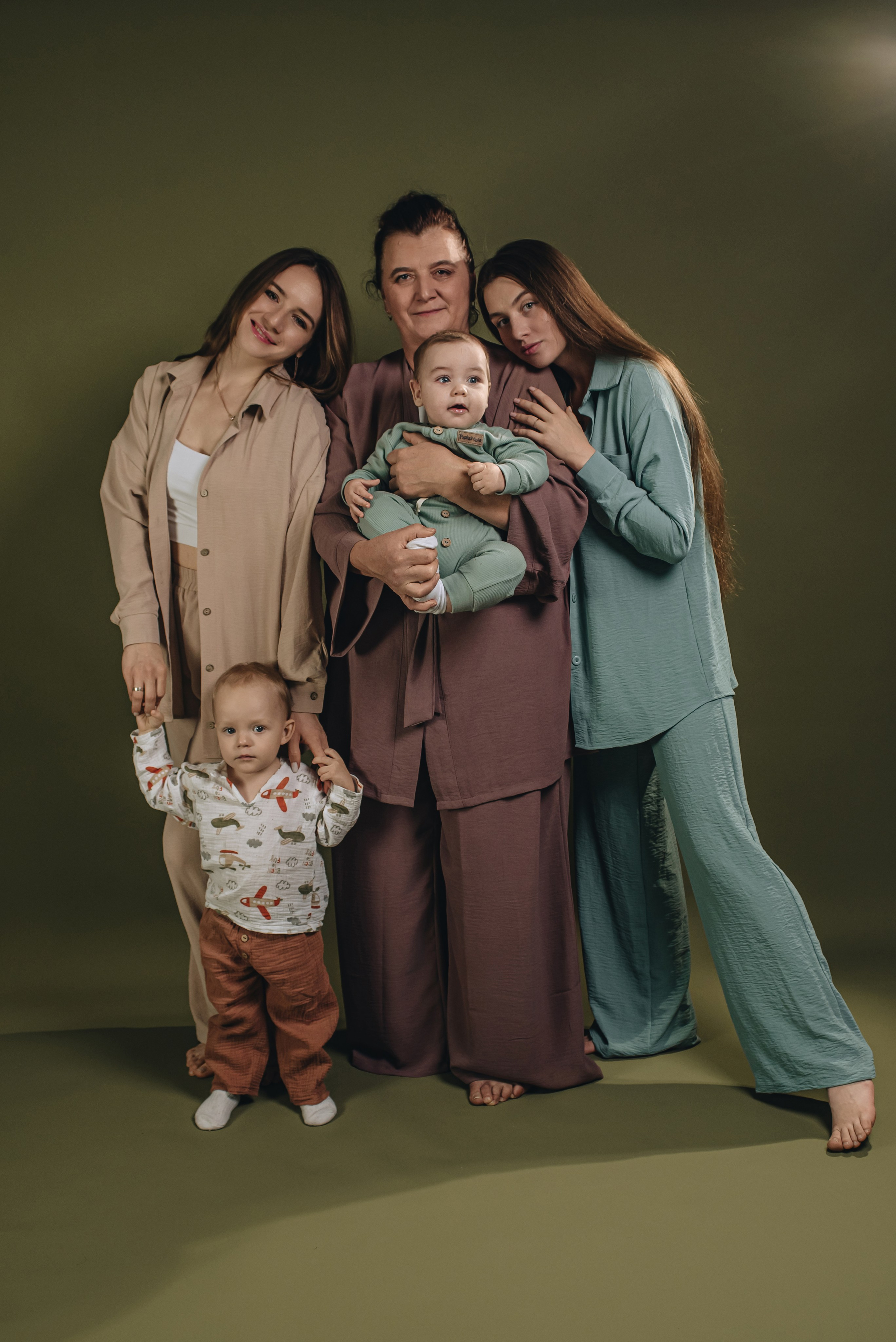 Семейная фисташковая