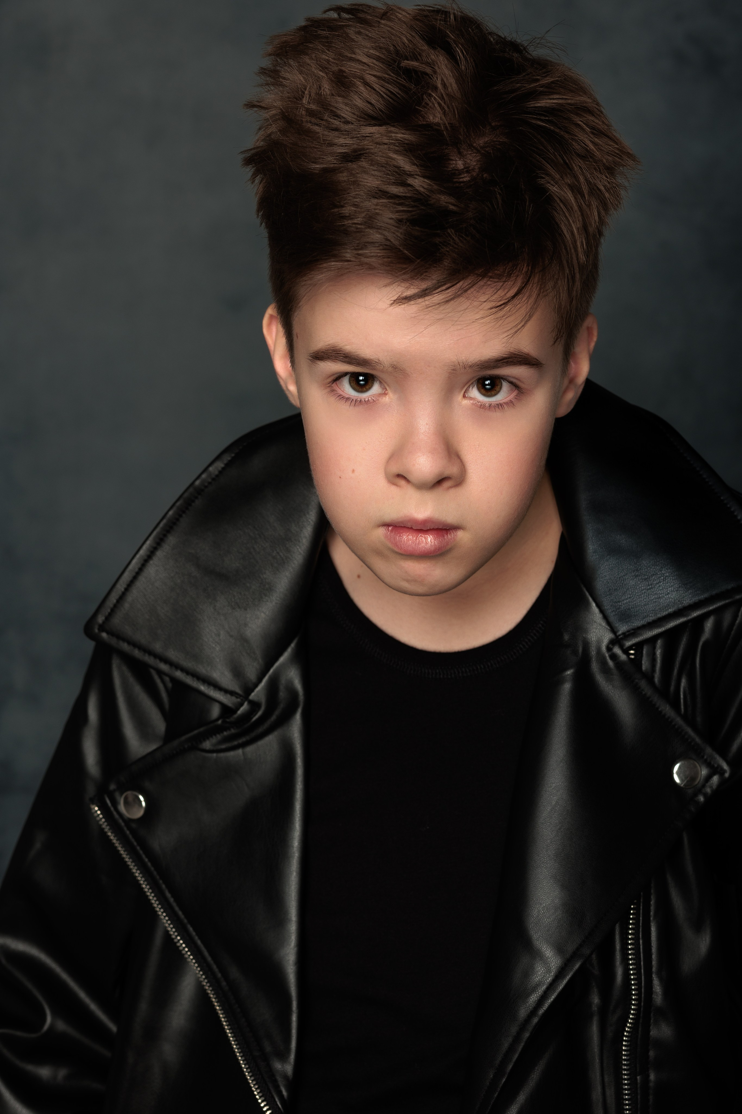 ВАСЯ. Я фотограф из Москвы к Вашим услугам