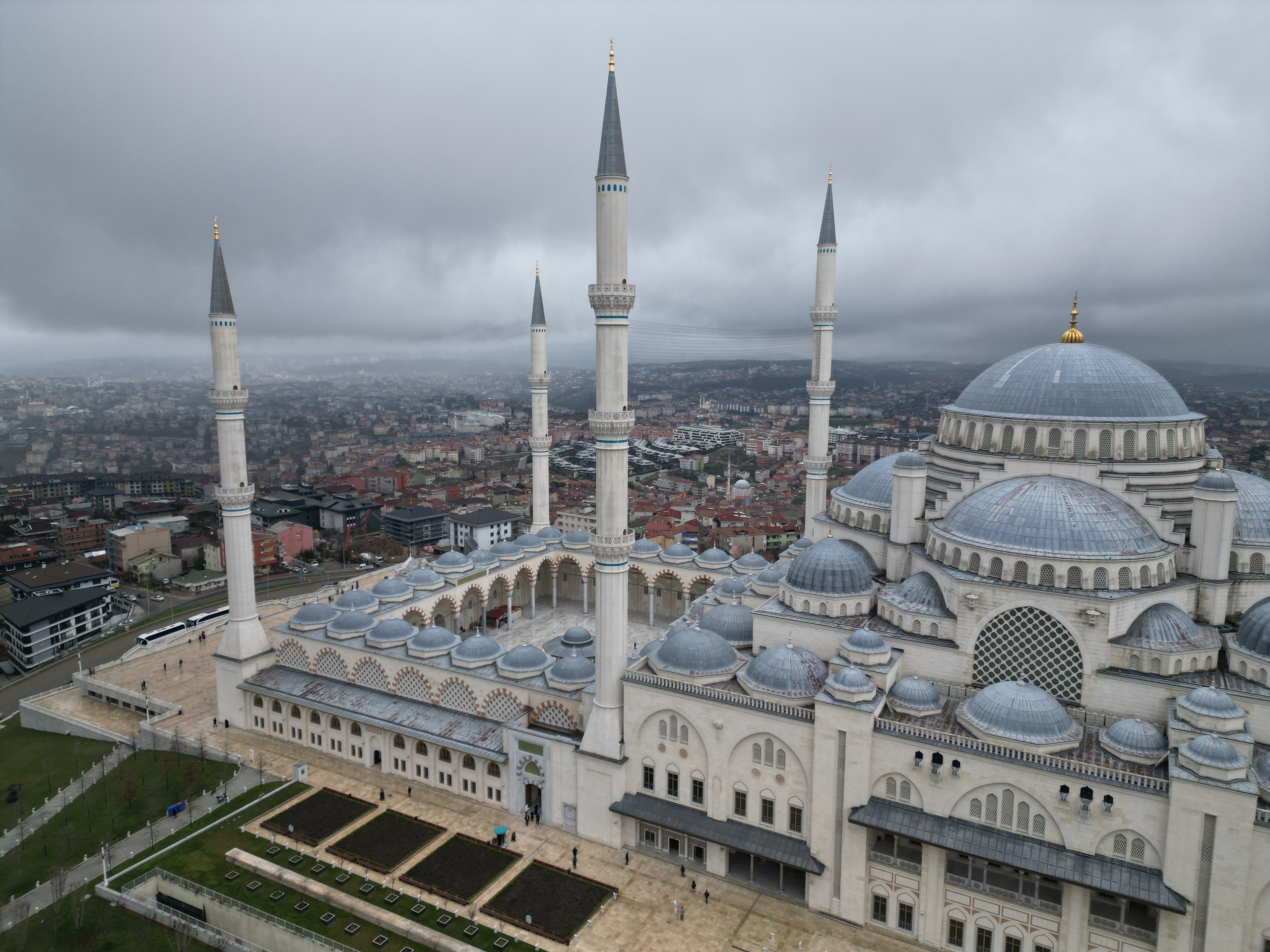 Аэросъёмка в Ярославле дрон квадрокоптер — портфолио Грибов Медиа. Фото и видеосъёмка в Ярославле | Грибов Медиа контент студия  — от 2500 ₽/час