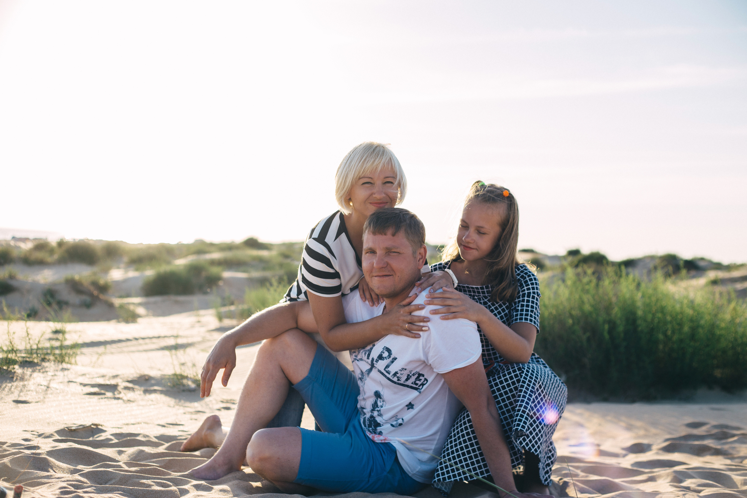 Вечерняя прогулка вдоль берега моря. Семейный фотограф, свадебный фотограф, детский фотограф в Краснодаре А