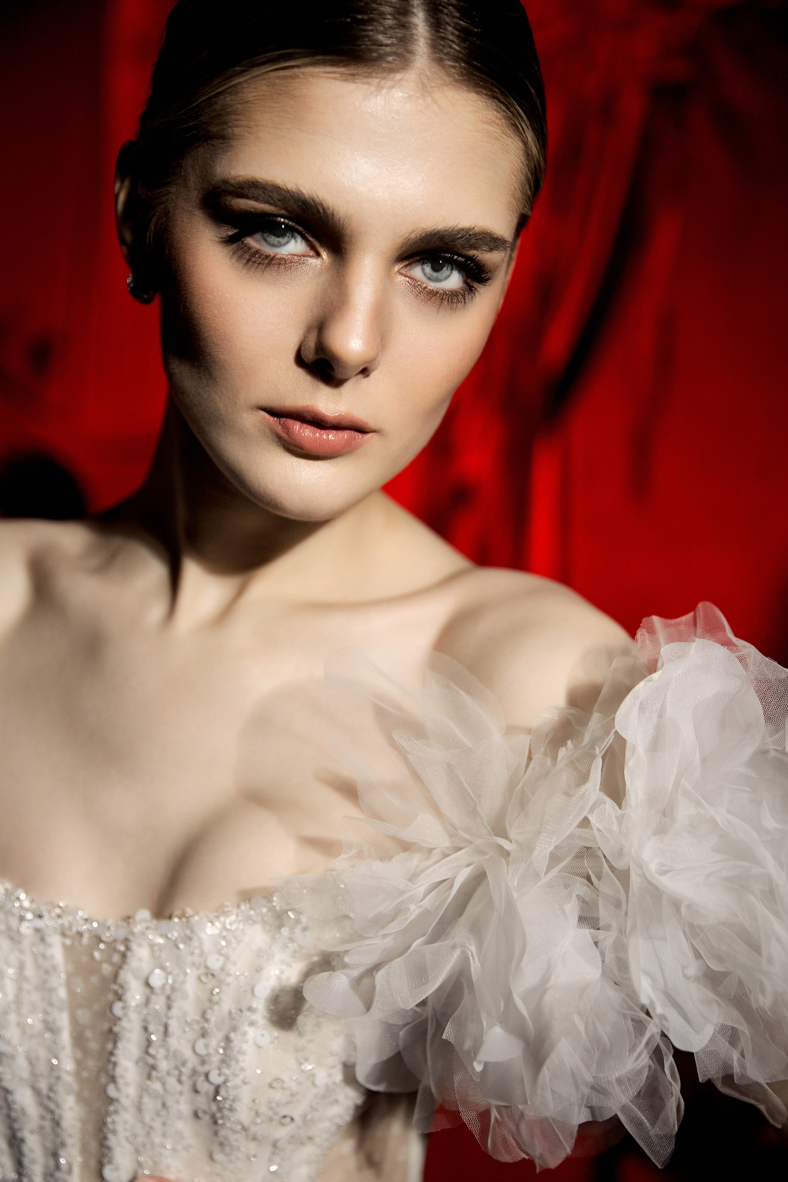 Red. Свадебный фотограф в Красноярске Владимир Ятмасов