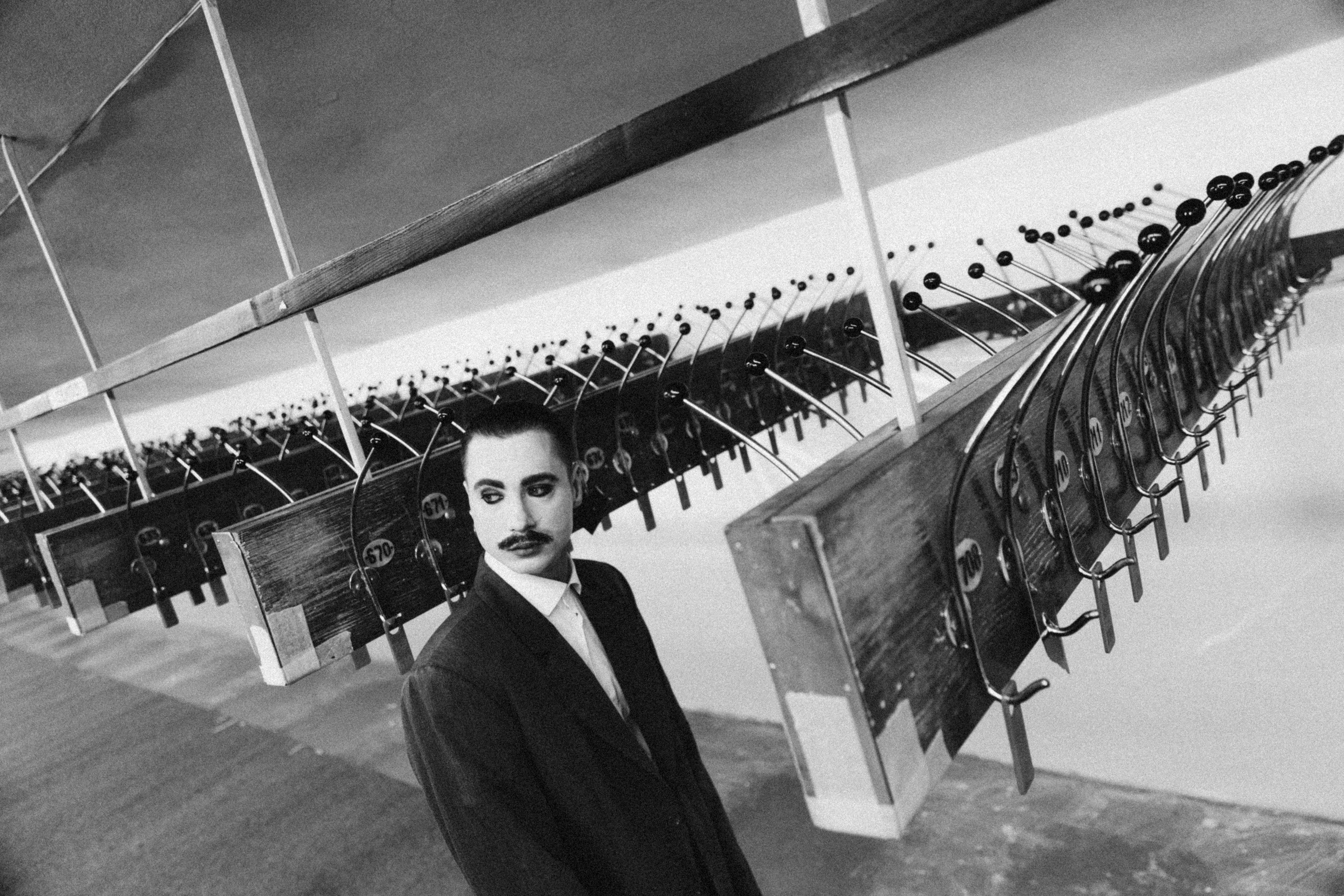 Влад. LEVORIGINAL