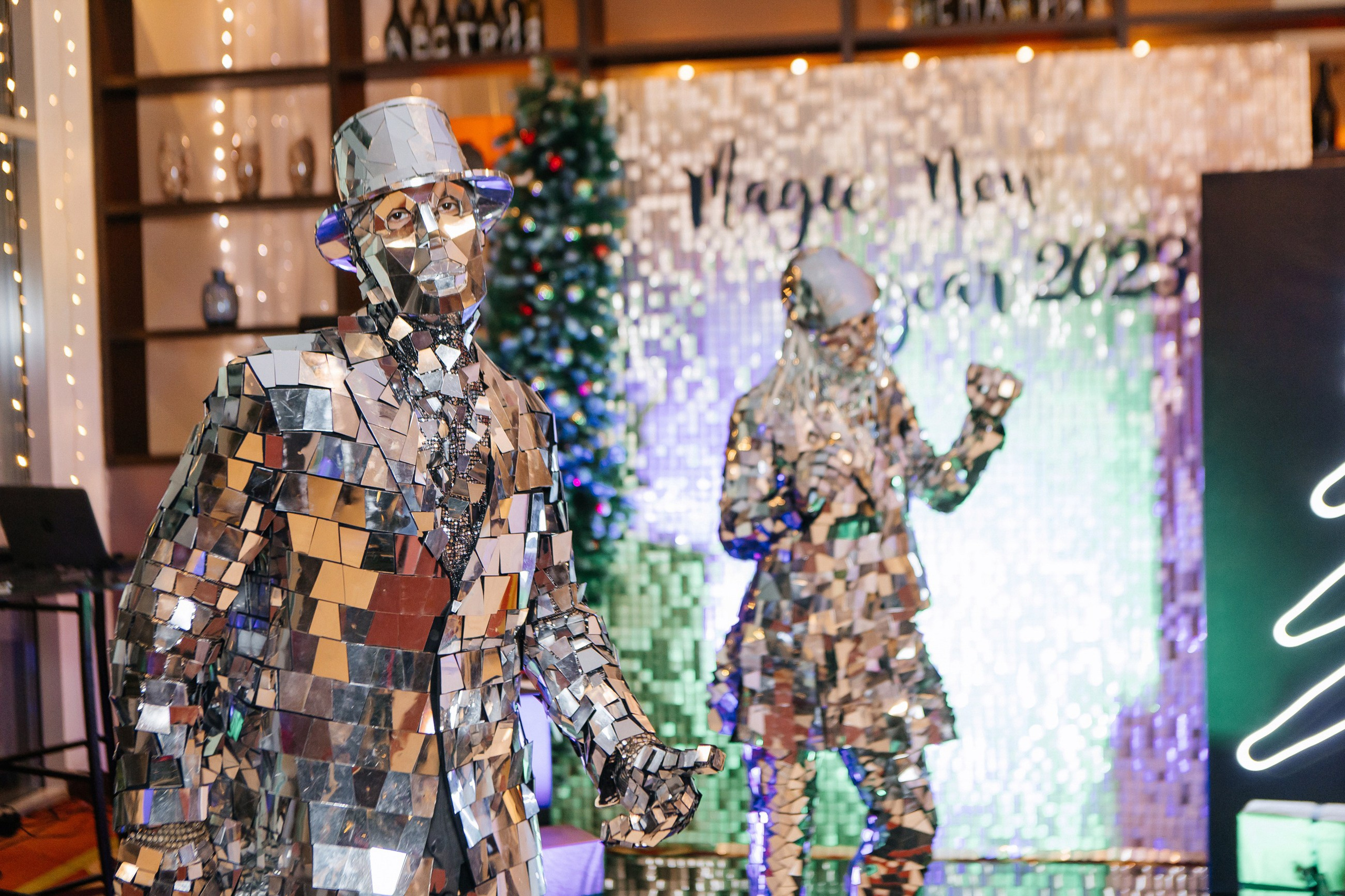 Кортъярд. LEVORIGINAL