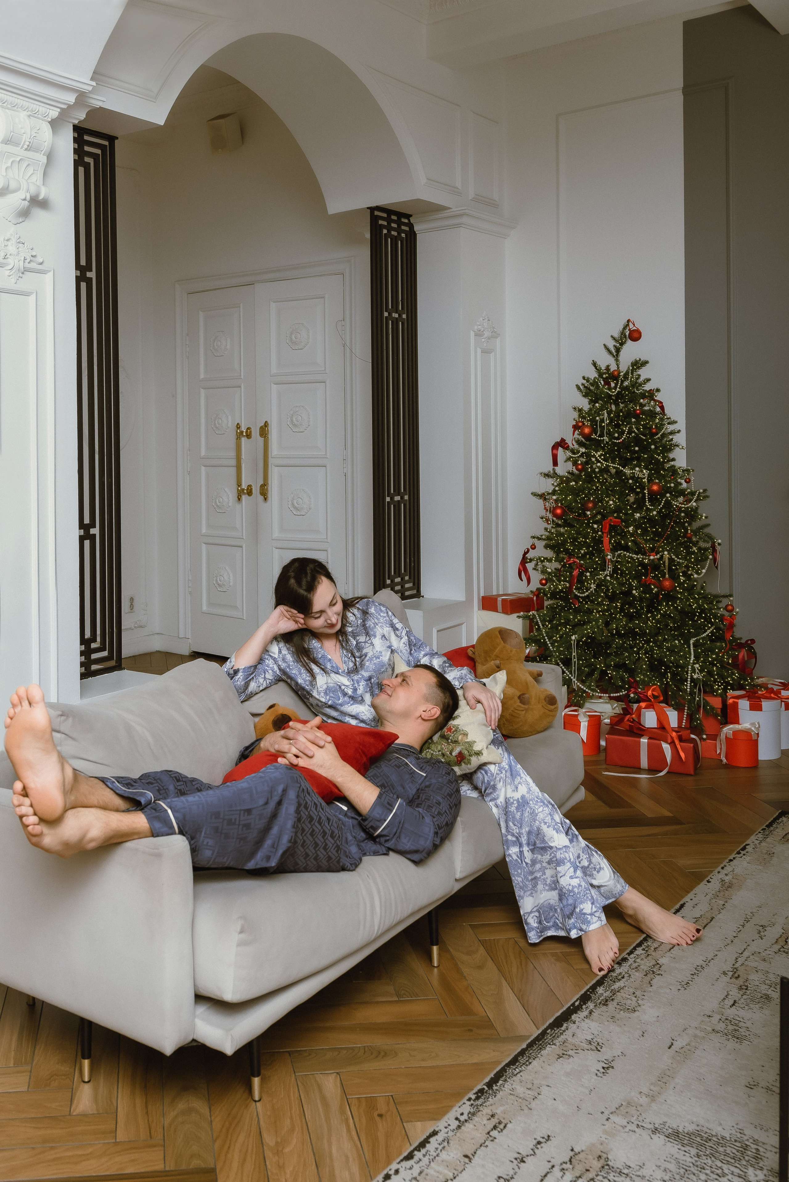 Семейная новогодняя 4 человека. КОНТЕНТ | БРЕНД фотограф Санкт-Петербург — Жанна Олтаржевская