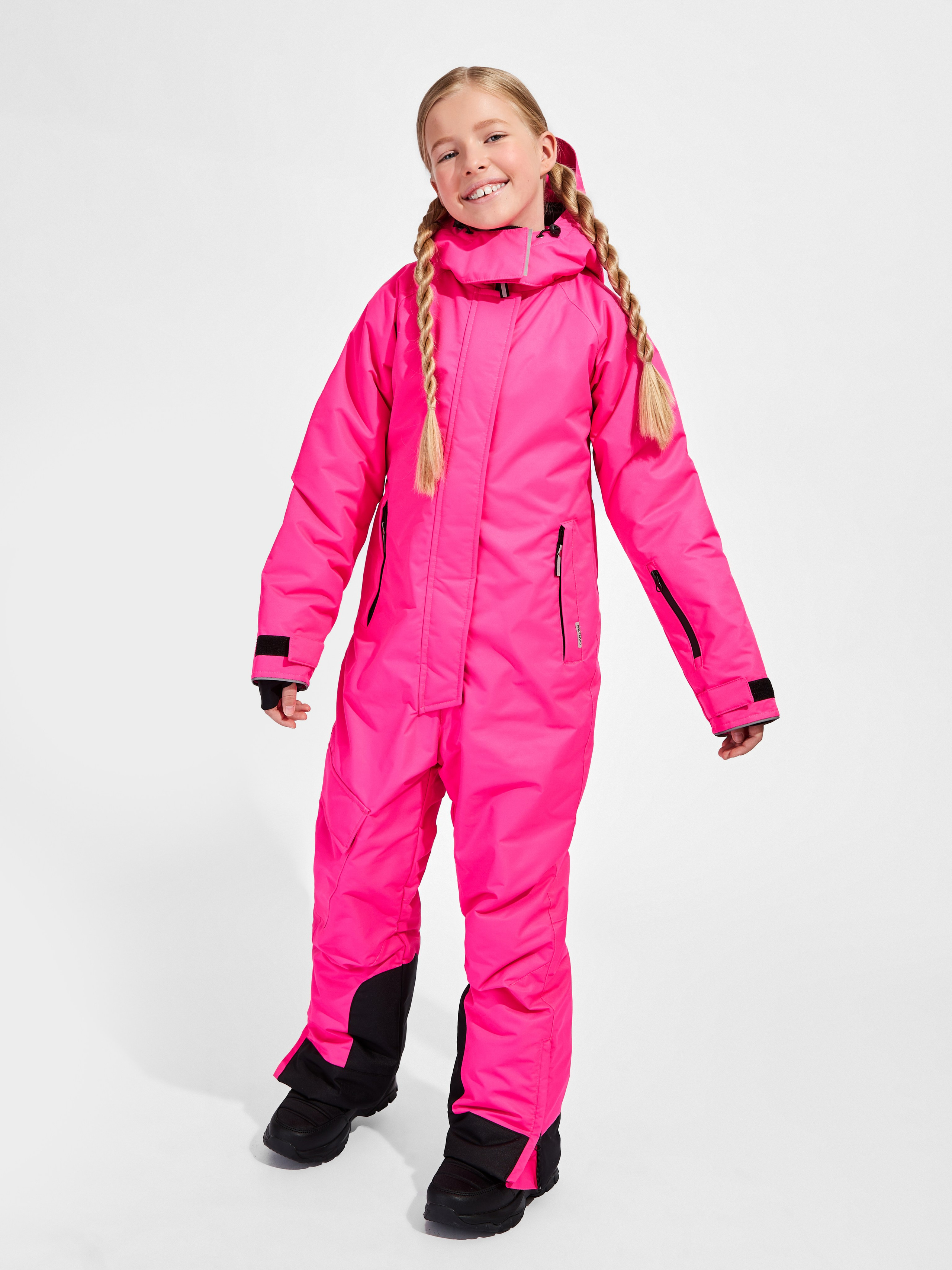 Arctland. Kareema ceramics