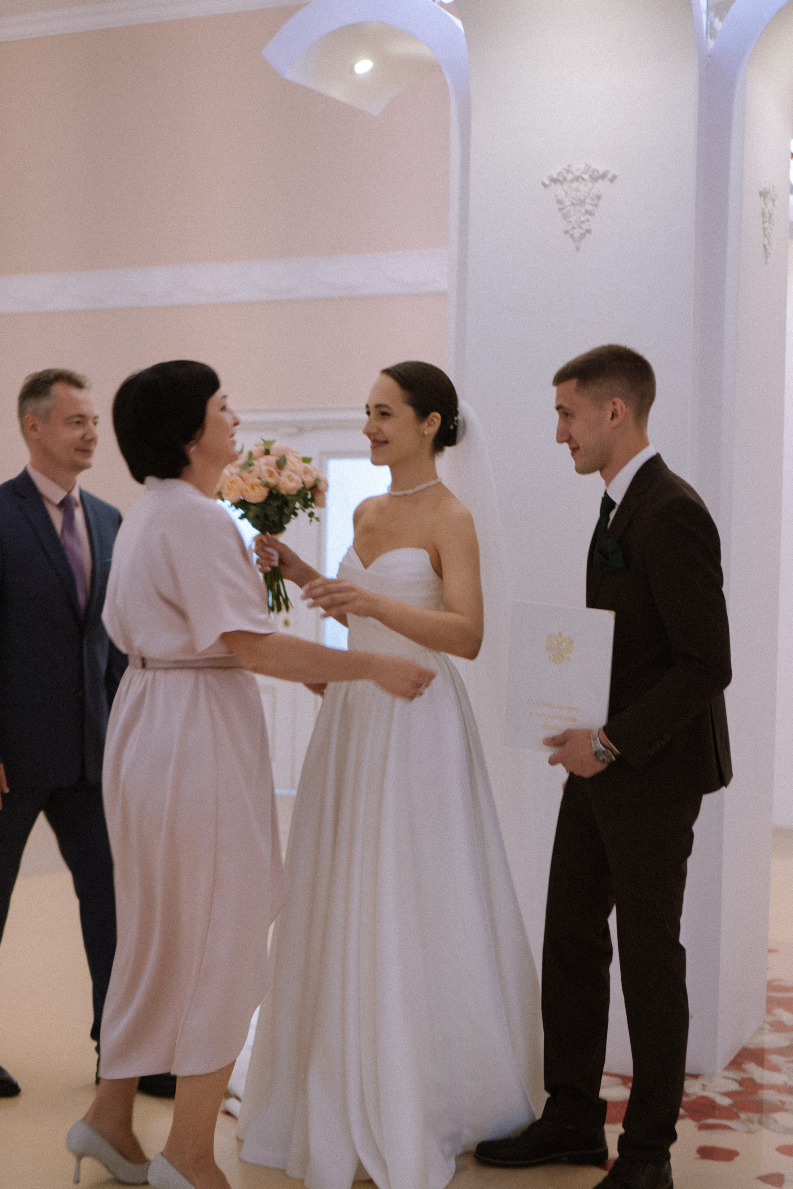 РЕПОРТАЖНАЯ СЬЕМКА В ЗАГСЕ. Профессиональный фотограф, Санкт-Петербург — Виктория Богомолова
