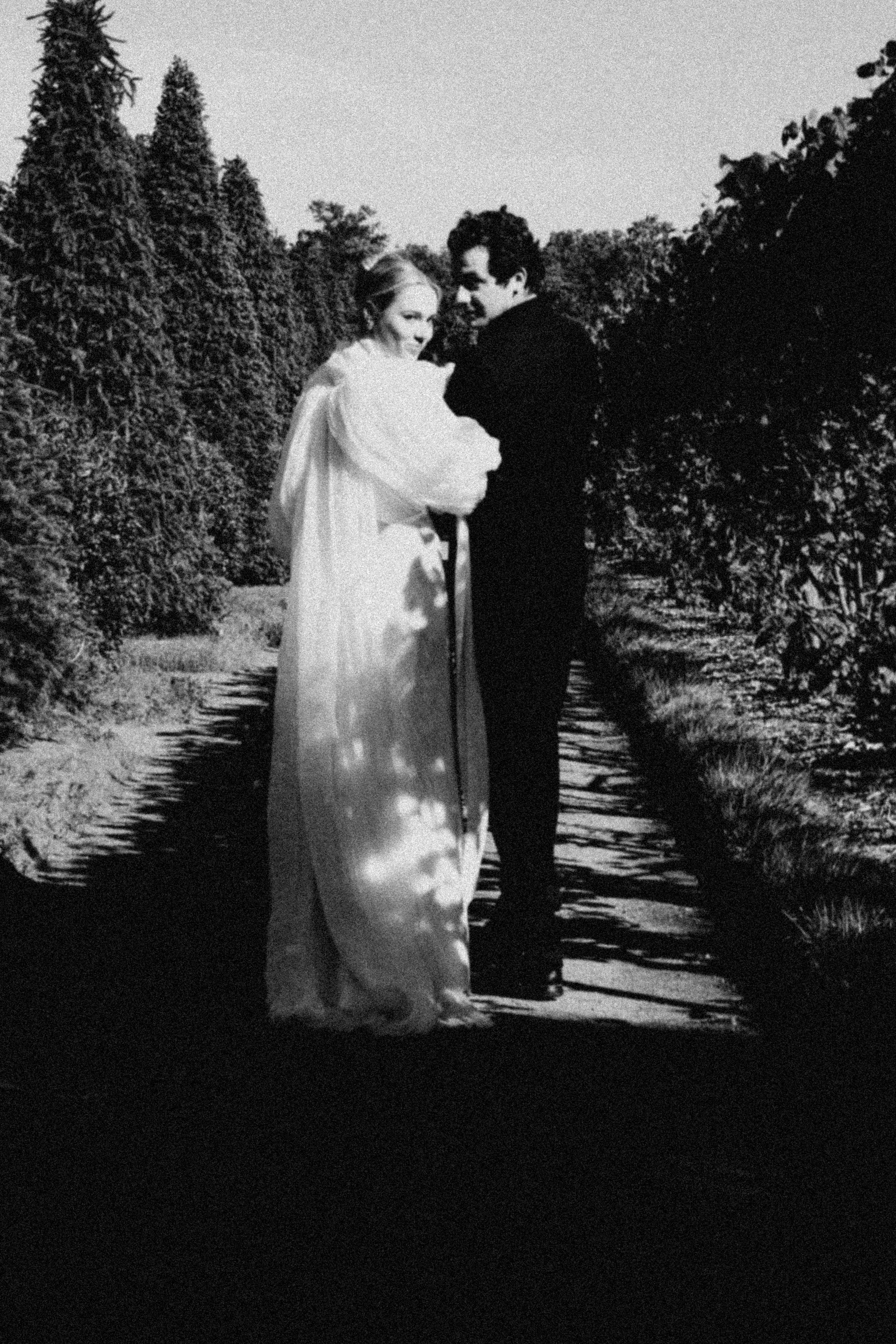 СВАДЕБНАЯ СЬЕМКА В ПАРКЕ ОРАНИЕНБАУМ. Профессиональный фотограф, Санкт-Петербург — Виктория Богомолова