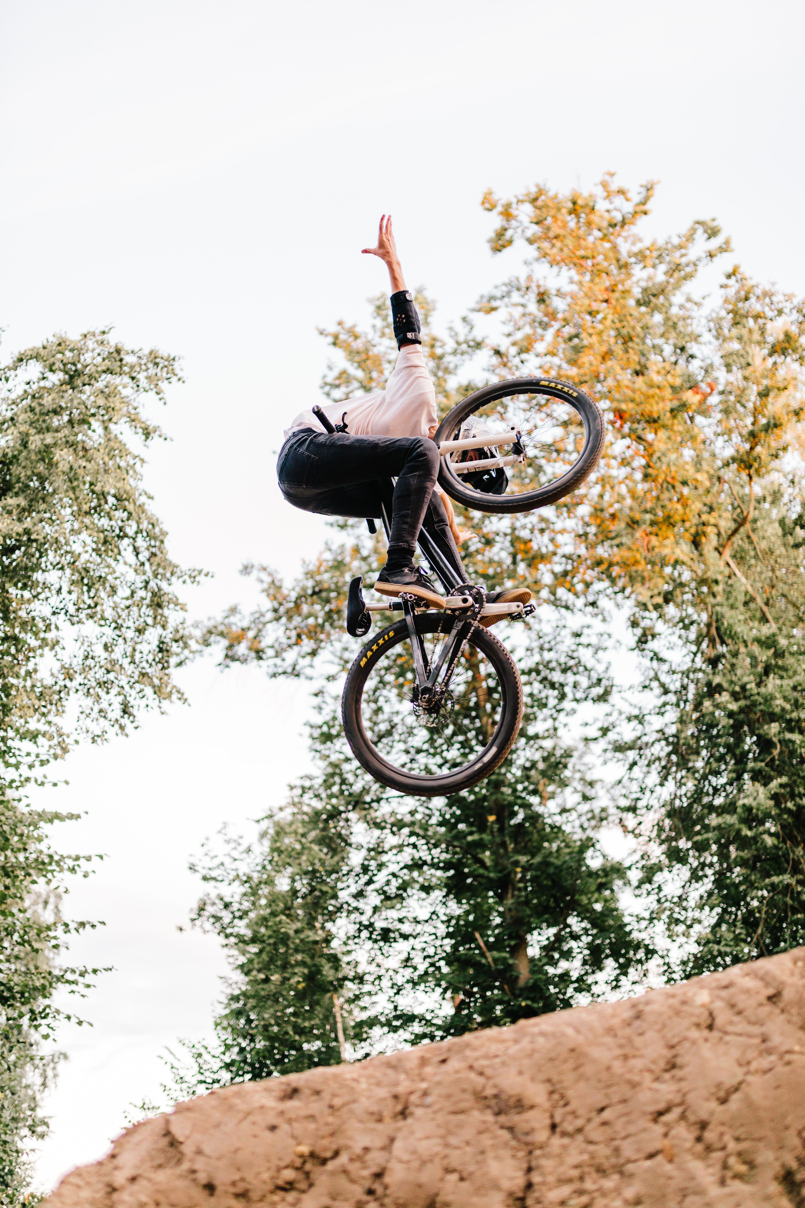 Dirt & Mtb. Nadezhdin Studio