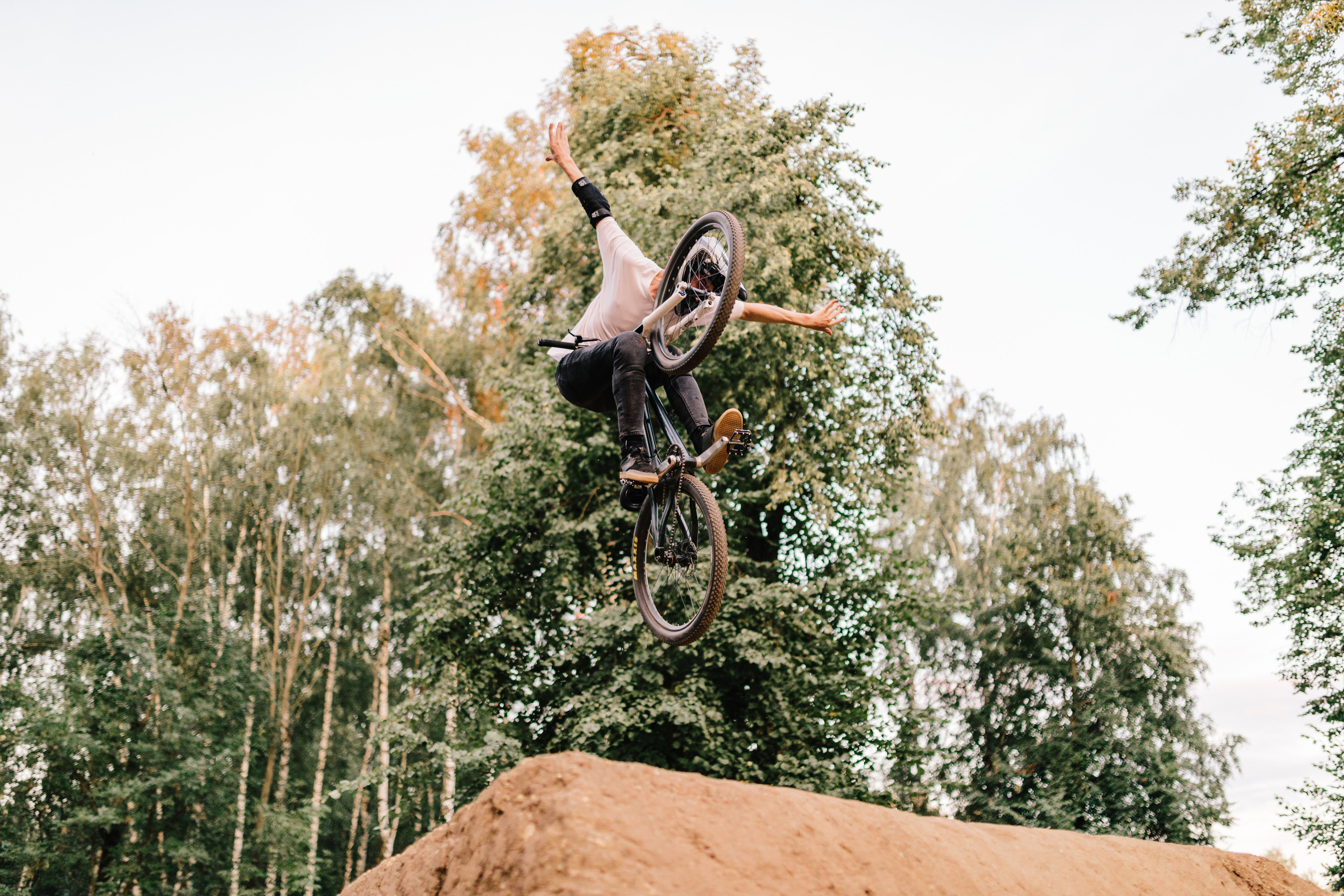 Dirt & Mtb. Nadezhdin Studio