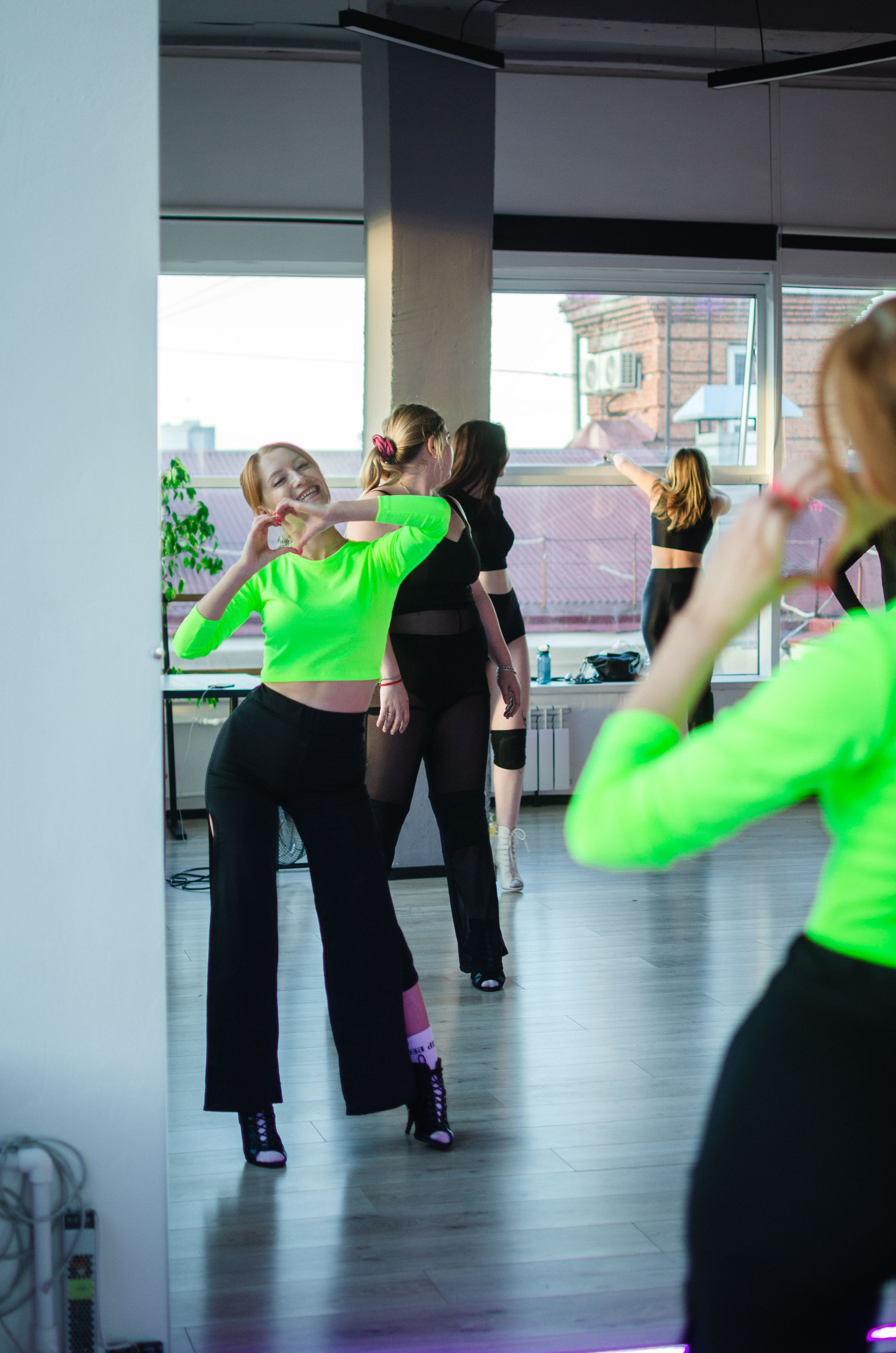 Студия танцев. Женский и предметный фотограф в Уфе Анастасия Настоечка