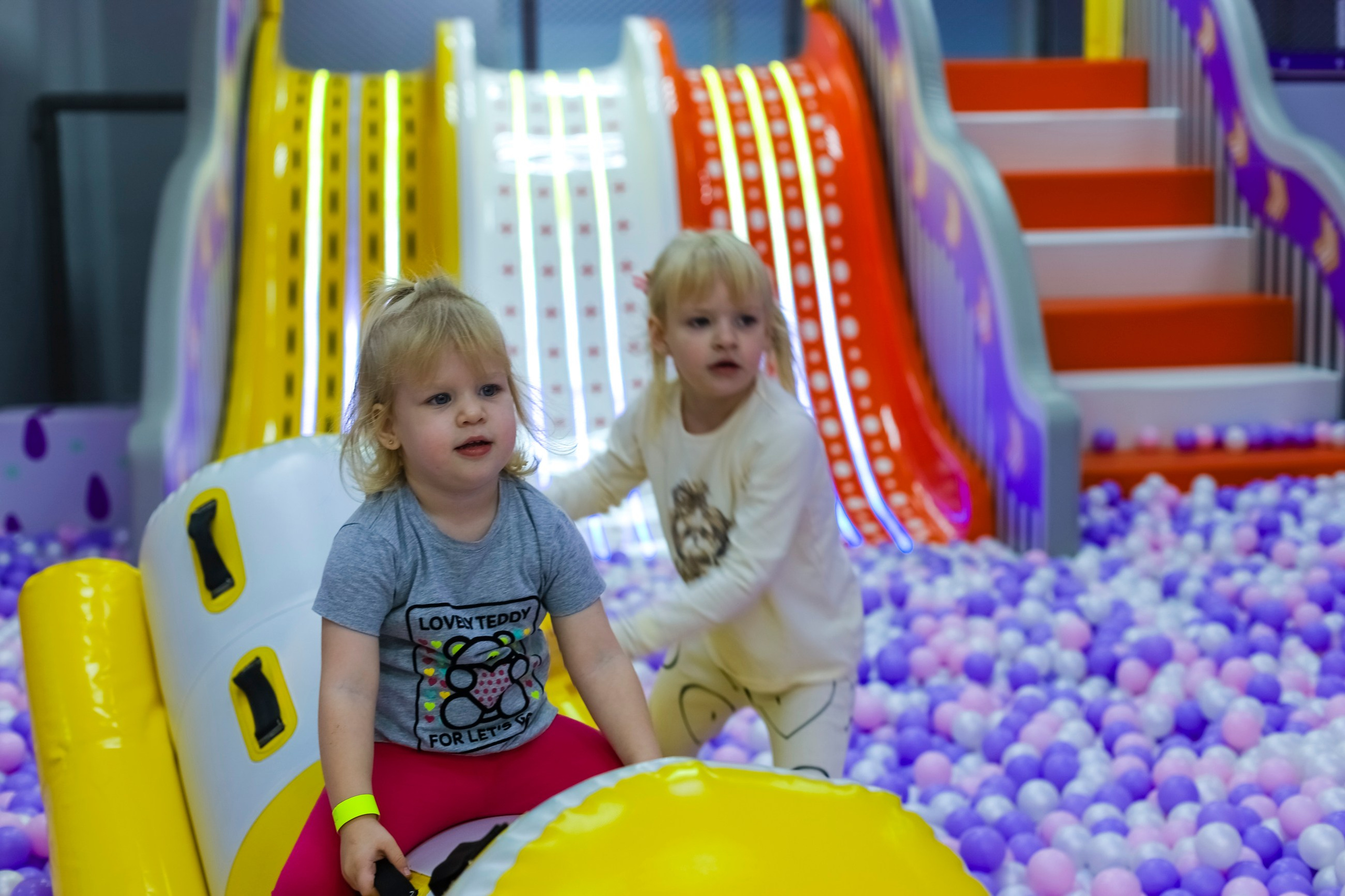 В детском центре. Фотограф в Самаре, Отрадном и Кинель-Черкассах Валентина Шевцова