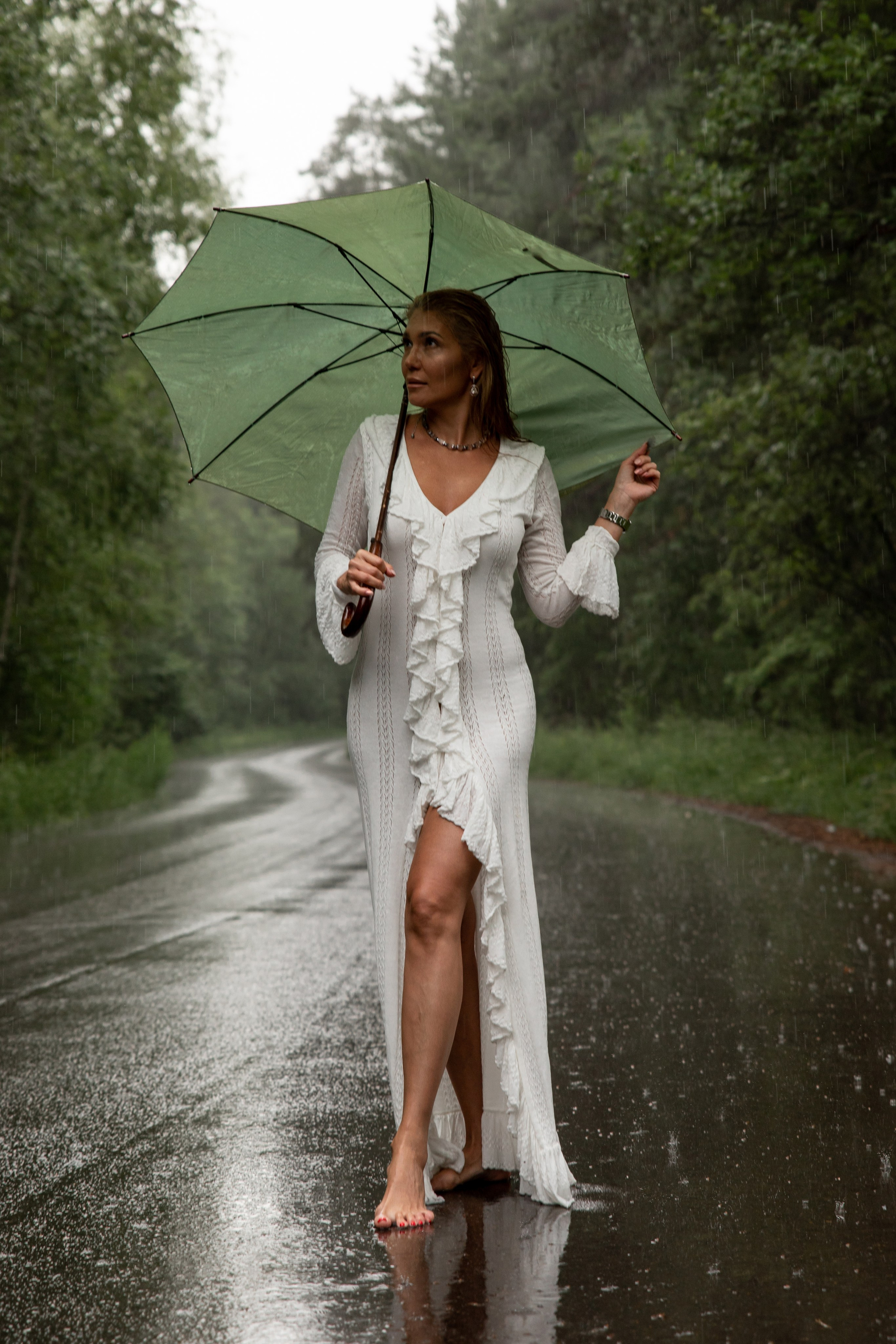 Розалия. Сьемка под дождём в лесу. Фотограф Набережные Челны Казань