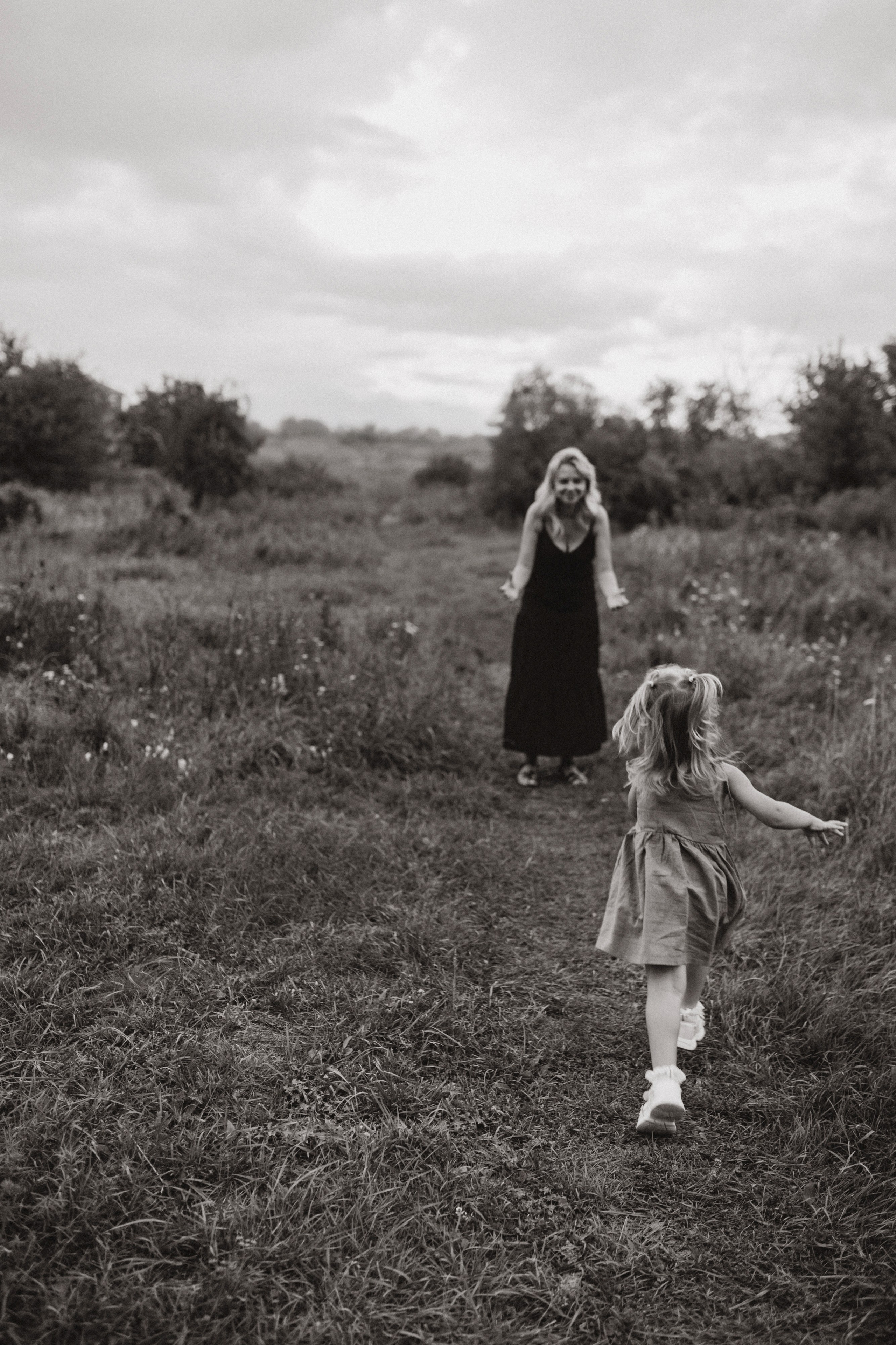 Летняя история Насти и Полины. Семейный и детский фотограф Башкатова Дарья Старый Оскол