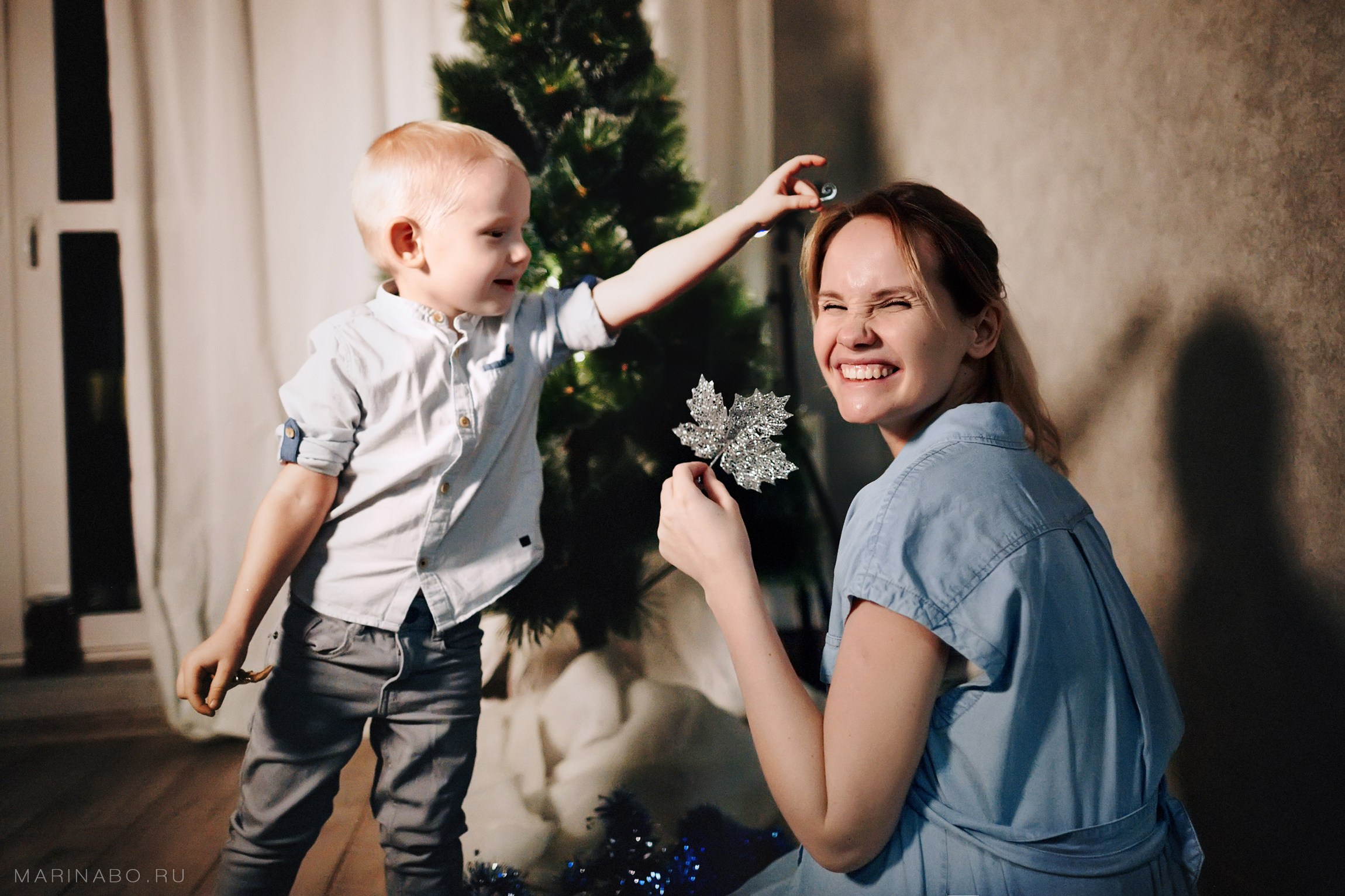 В гостях, новогодняя, домашняя фотосъемка в Санкт-Петербурге. Семейный Lifestyle фотограф в Санкт-Петербурге Марина Бокшицкая