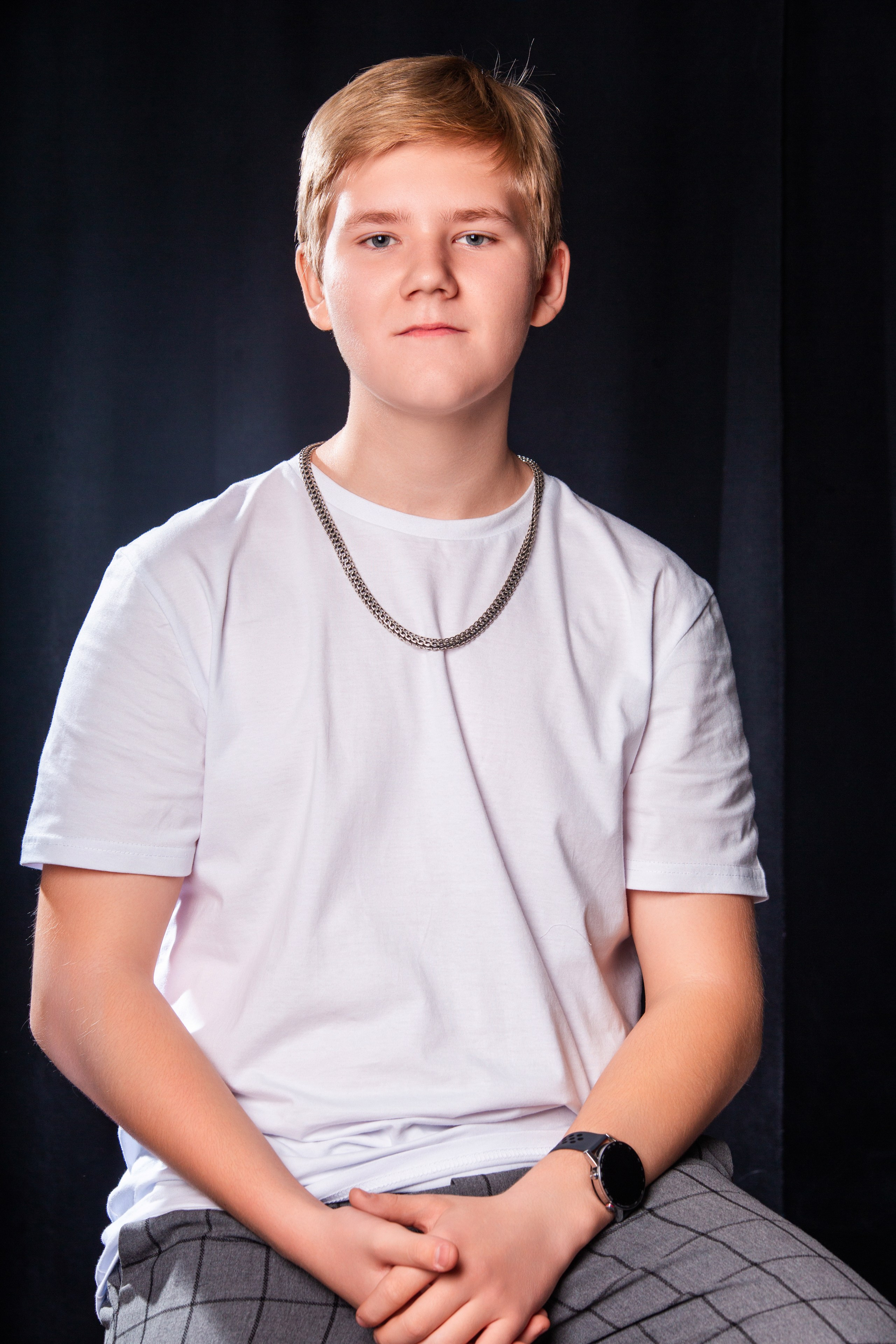 СЪЕМКА ПОРТРЕТОВ НА ЧЕРНОМ ФОНЕ + ДЫМ. ТВОЙ АЛЬБОМ / ТВОИ ПРАВИЛА