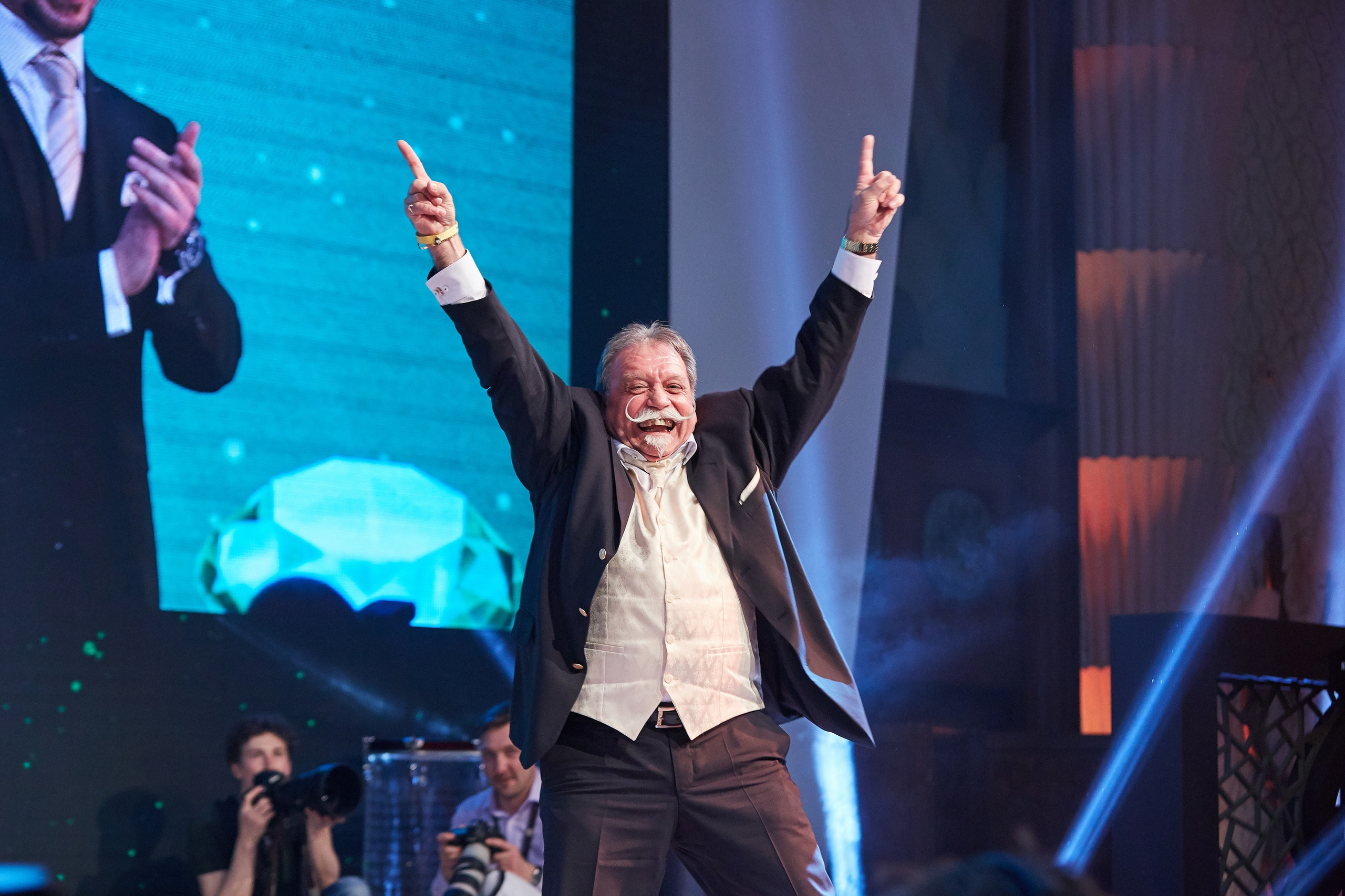 Event фотограф — Александр Осин. Александр Осин — корпоративный и семейный фотограф в Москве