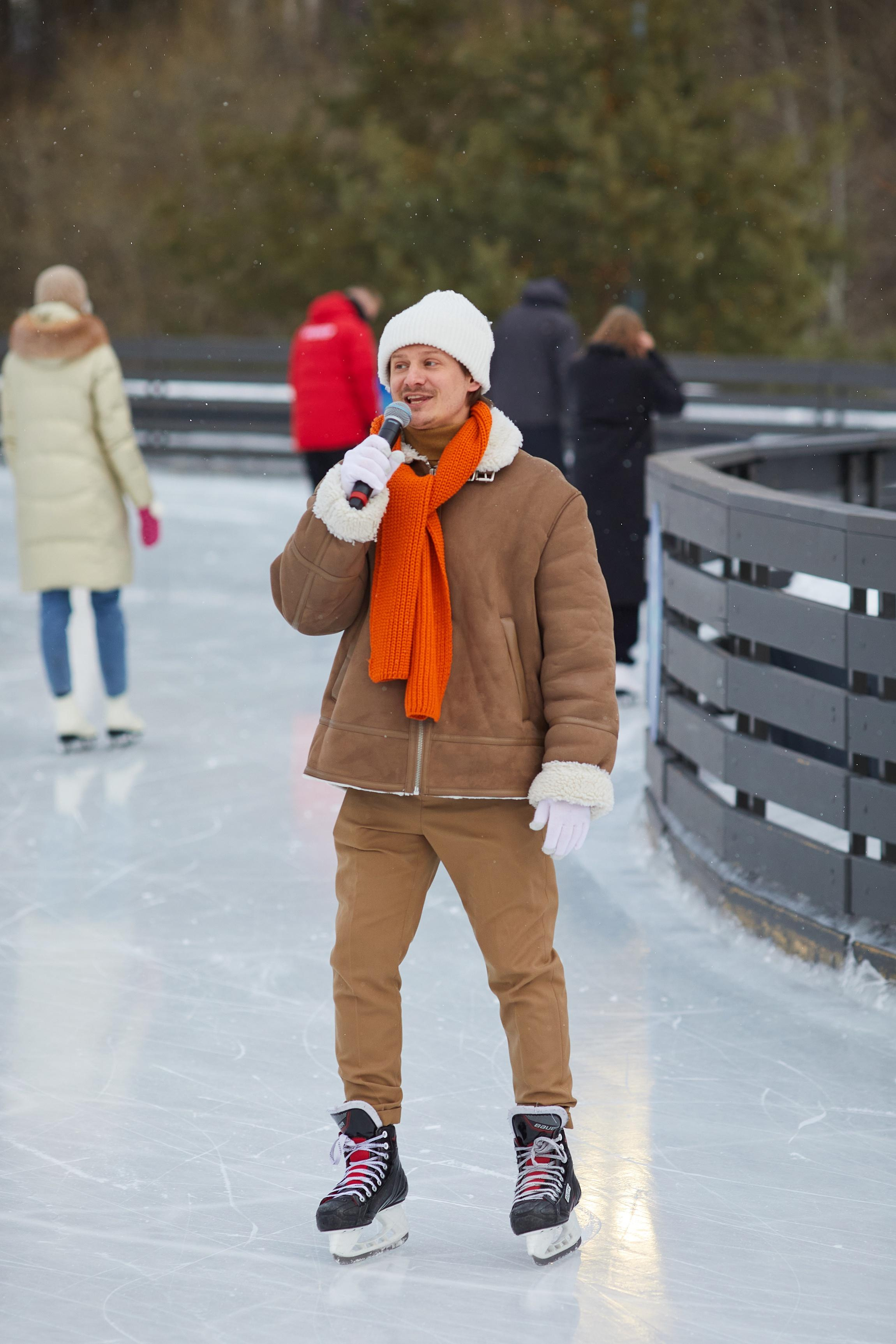 Каток The Ring в Сколково. Александр Осин — корпоративный и семейный фотограф в Москве