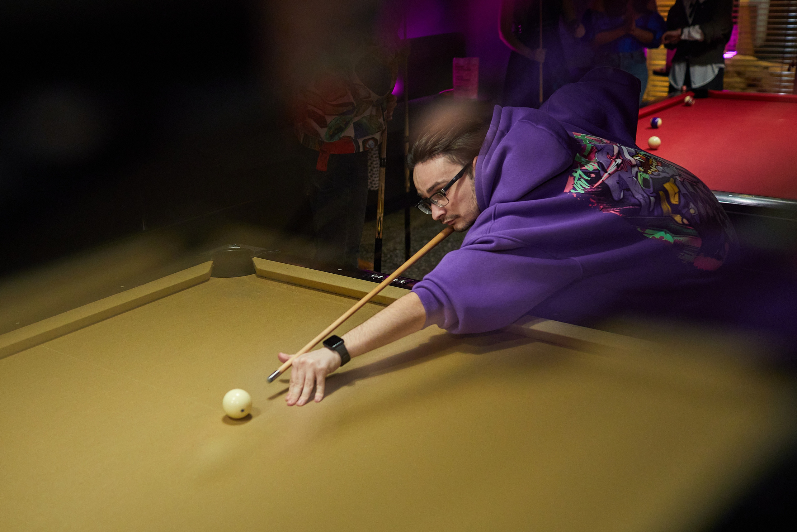 День Рождения в баре «Круглый шар». Александр Осин — корпоративный и семейный фотограф в Москве