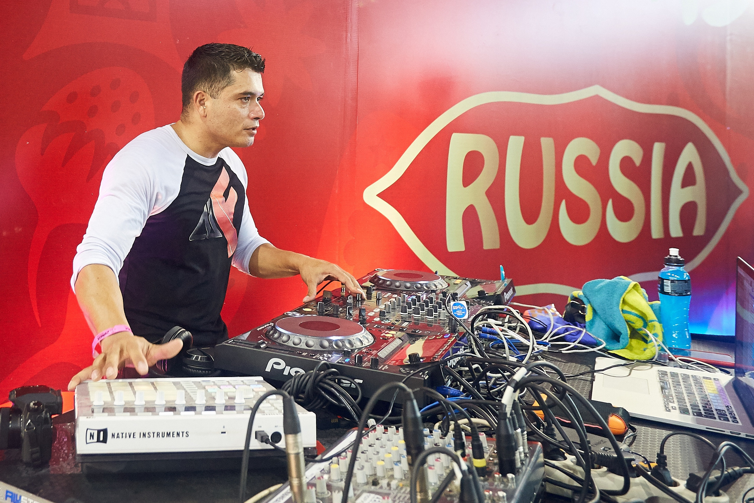 Создатель ZUMBA в Москве. Александр Осин — корпоративный и семейный фотограф в Москве