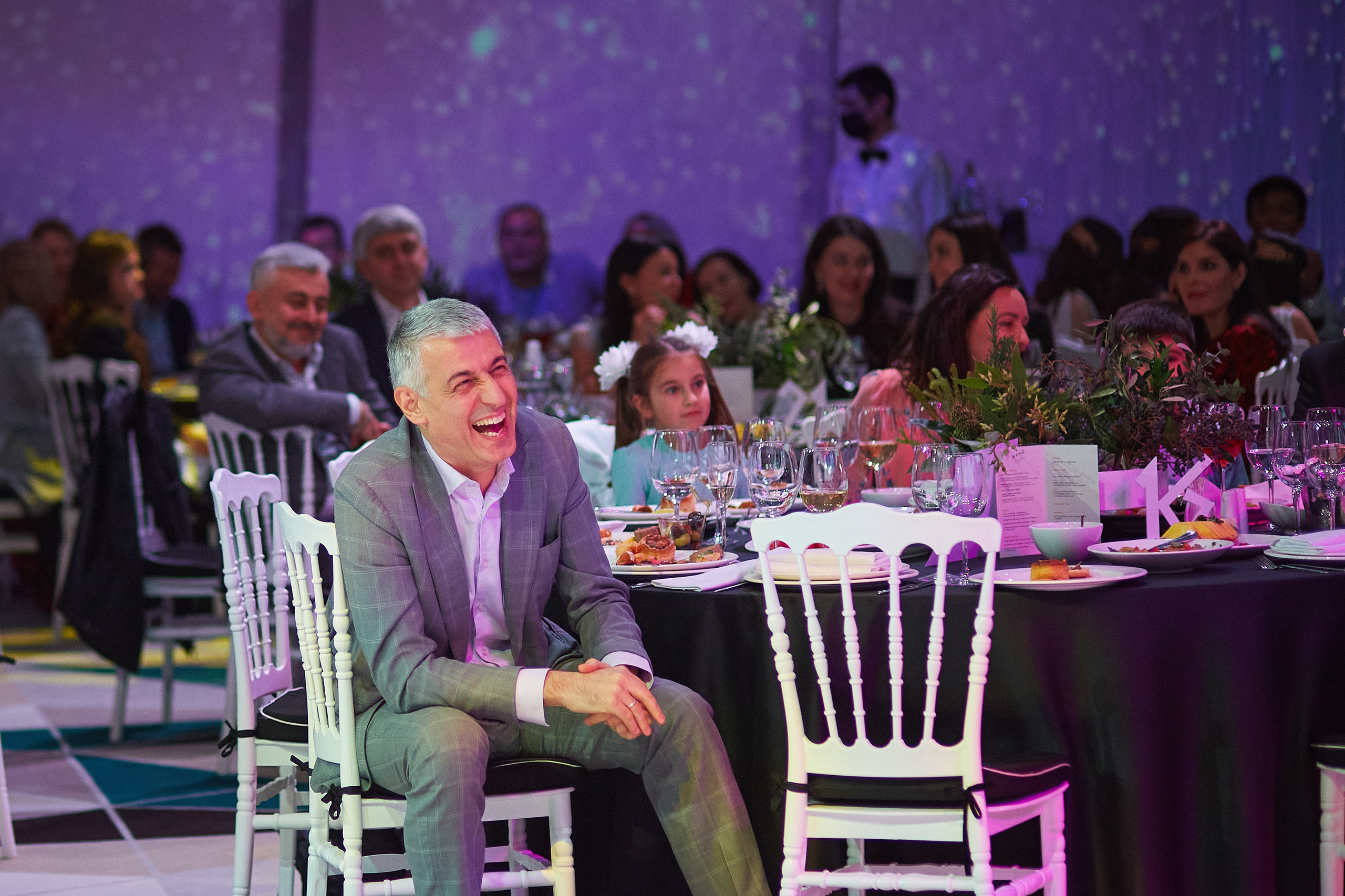 День Рождения в Греческом стиле. Александр Осин — корпоративный и семейный фотограф в Москве