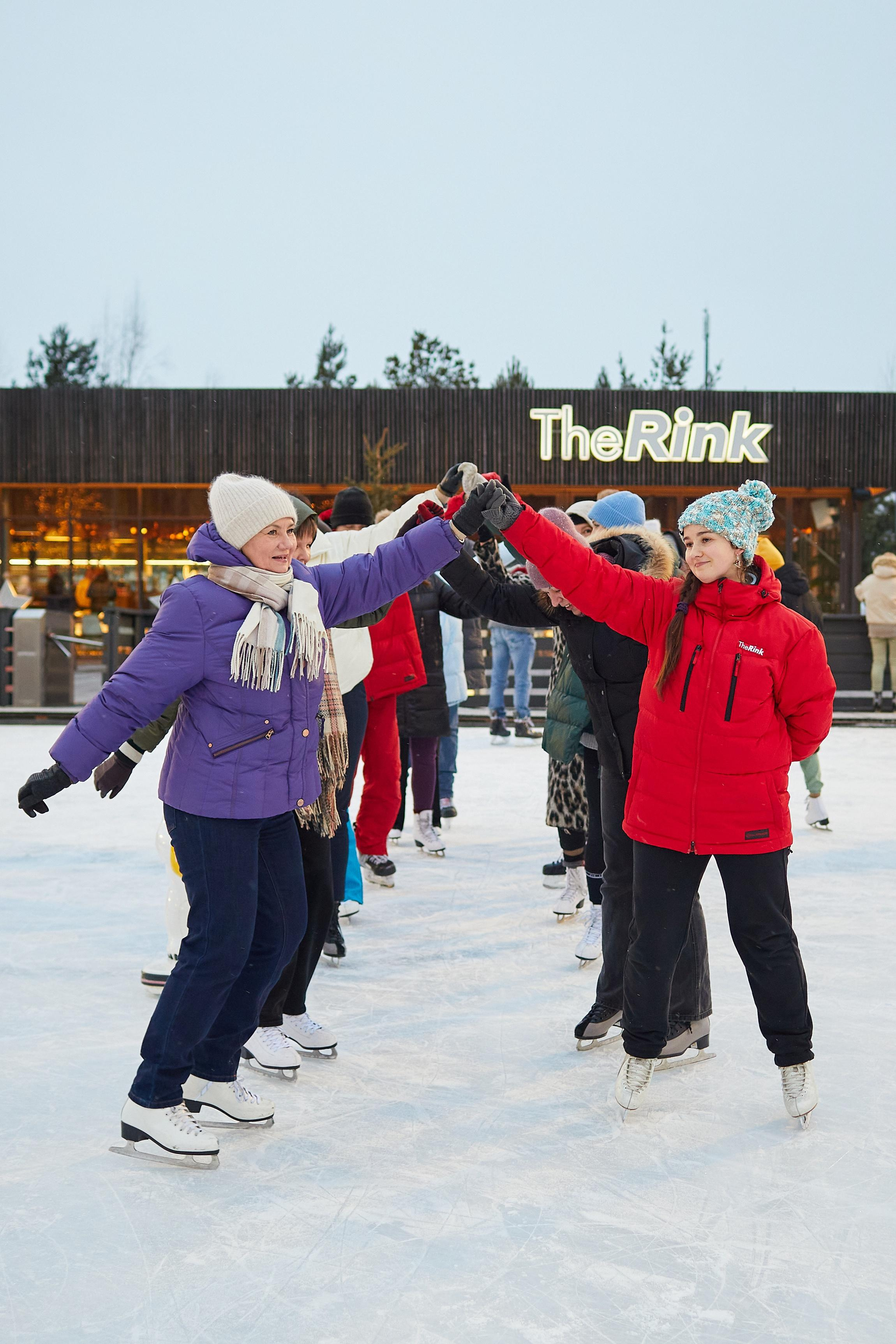 Каток The Ring в Сколково. Александр Осин — корпоративный и семейный фотограф в Москве