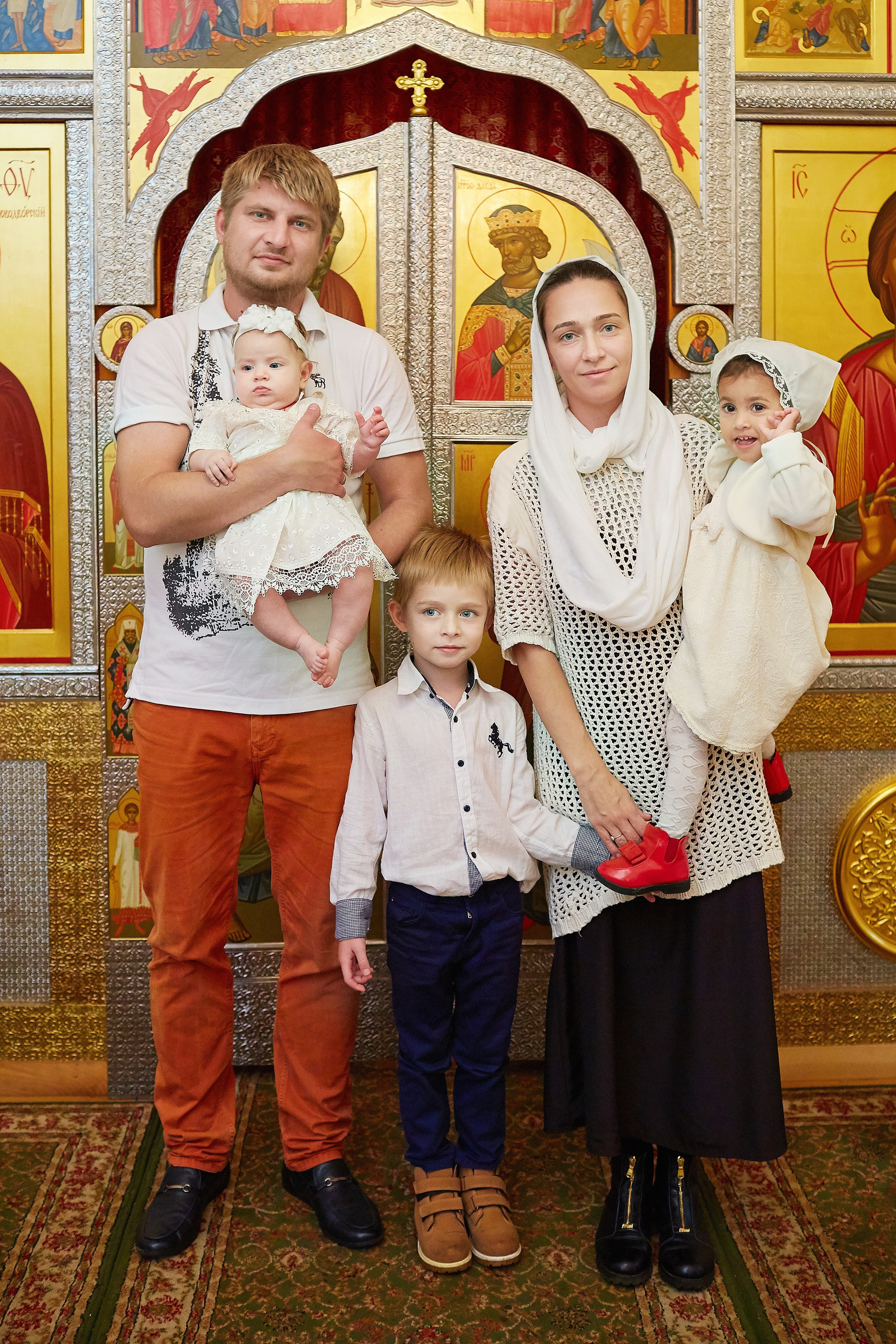 Храм Покрова Пресвятой Богородицы. Александр Осин — корпоративный и семейный фотограф в Москве