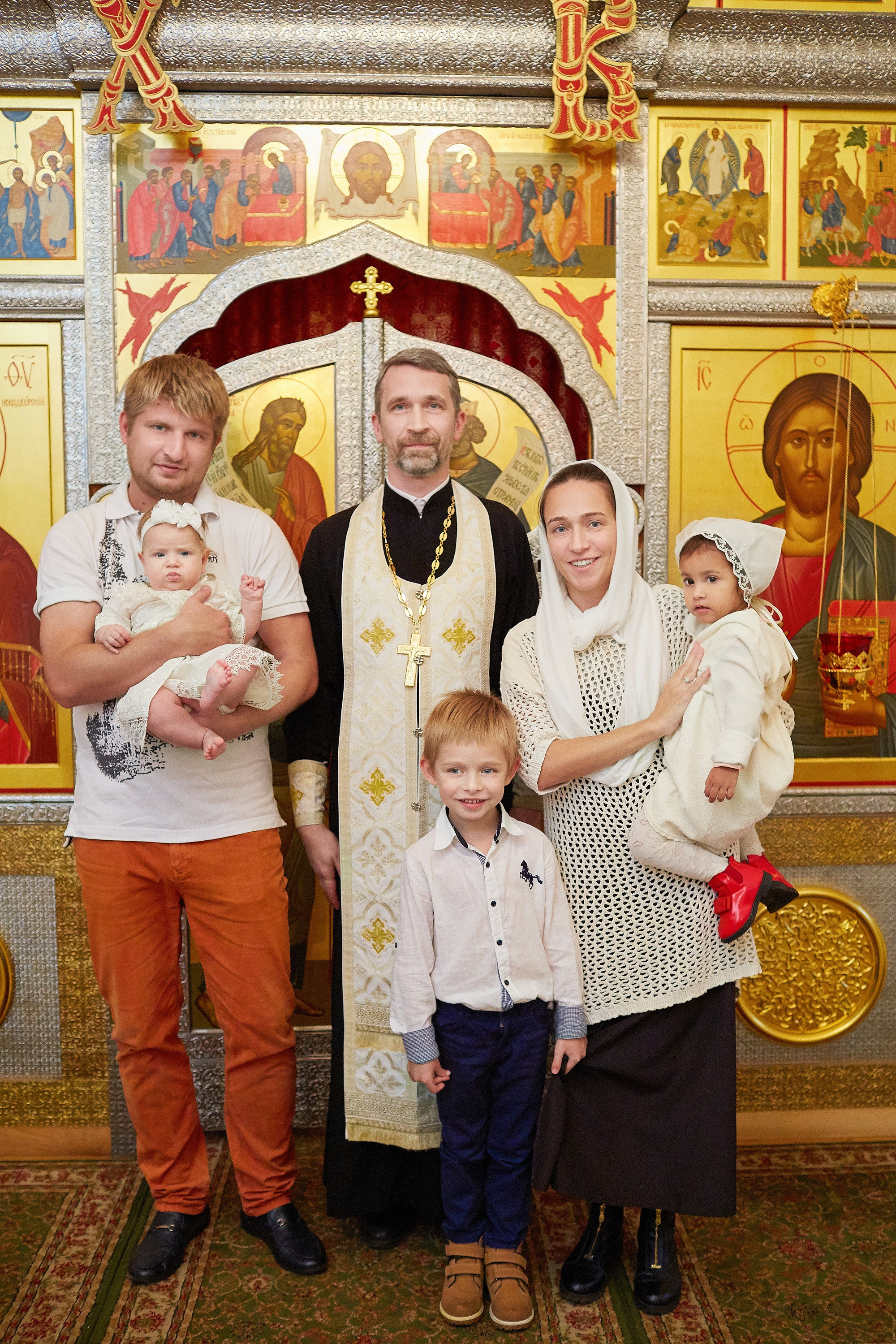 Храм Покрова Пресвятой Богородицы. Александр Осин — корпоративный и семейный фотограф в Москве