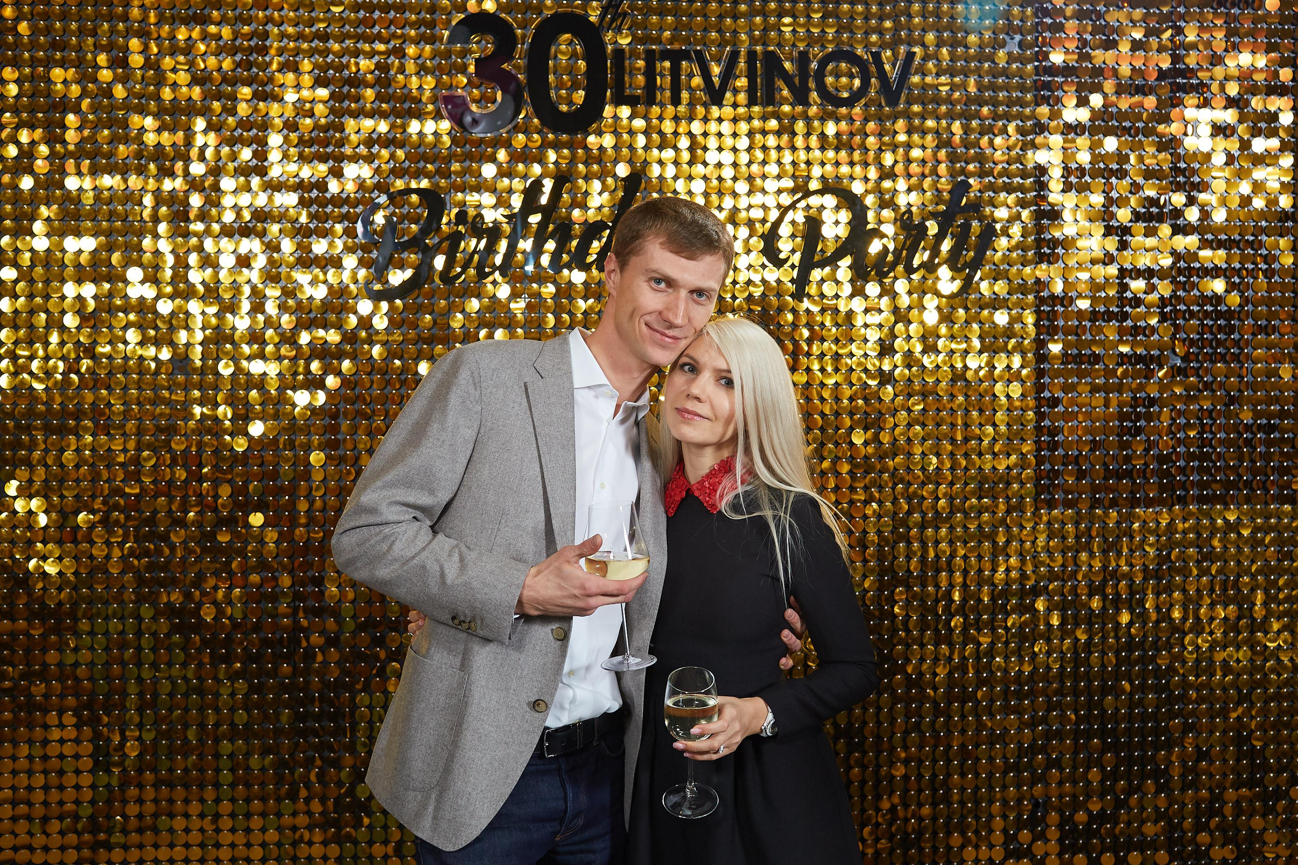 День Рождения в ресторане FADO. Александр Осин — корпоративный и семейный фотограф в Москве