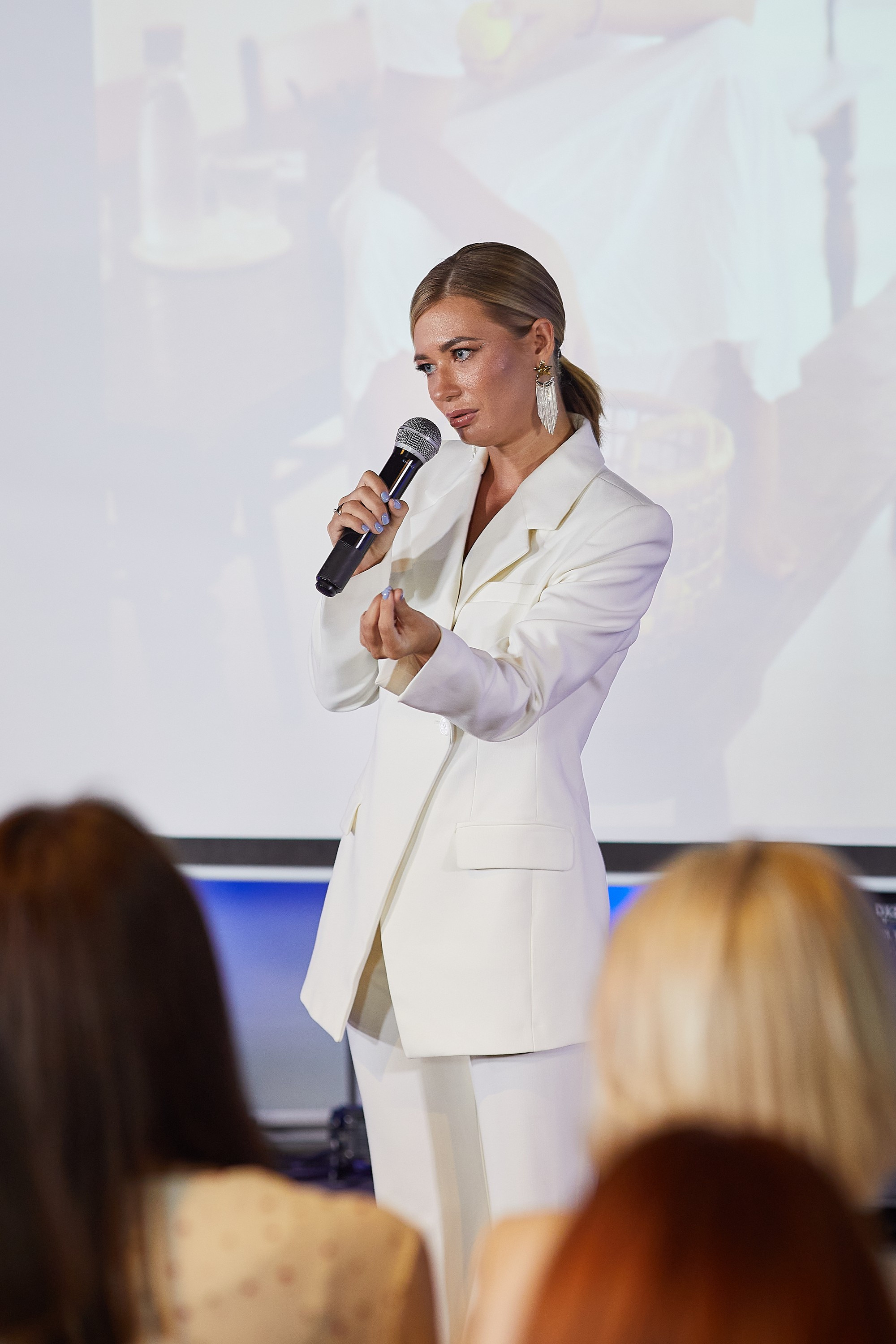 Академия Продвижения. Александр Осин — корпоративный и семейный фотограф в Москве