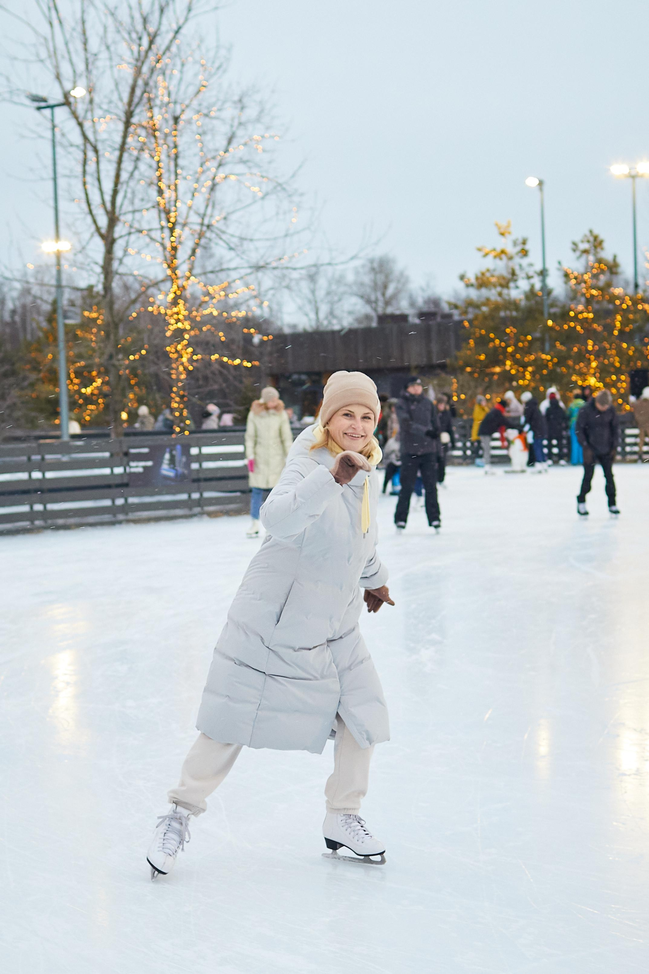 Каток The Ring в Сколково. Александр Осин — корпоративный и семейный фотограф в Москве