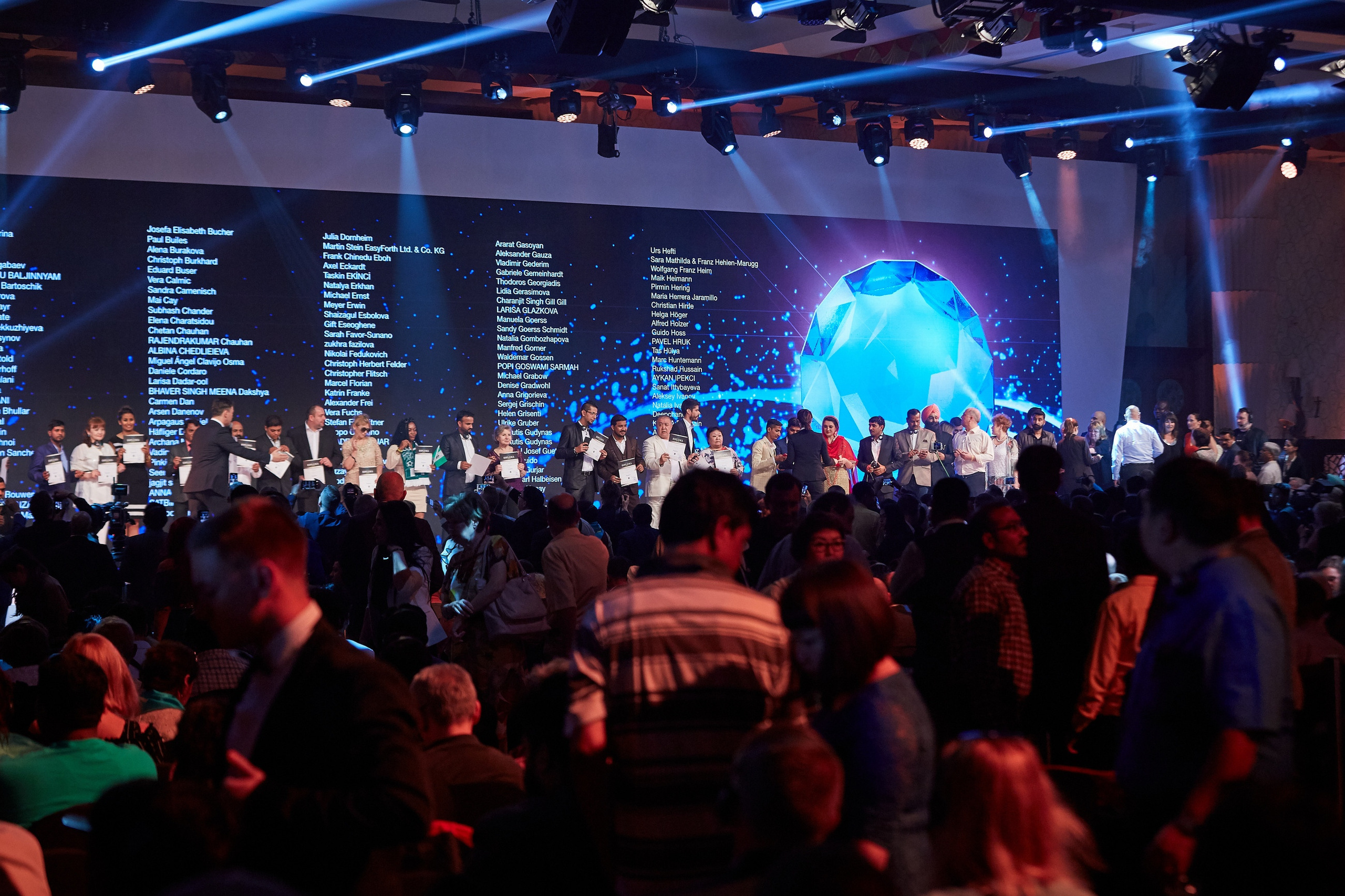 Event фотограф — Александр Осин. Александр Осин — корпоративный и семейный фотограф в Москве