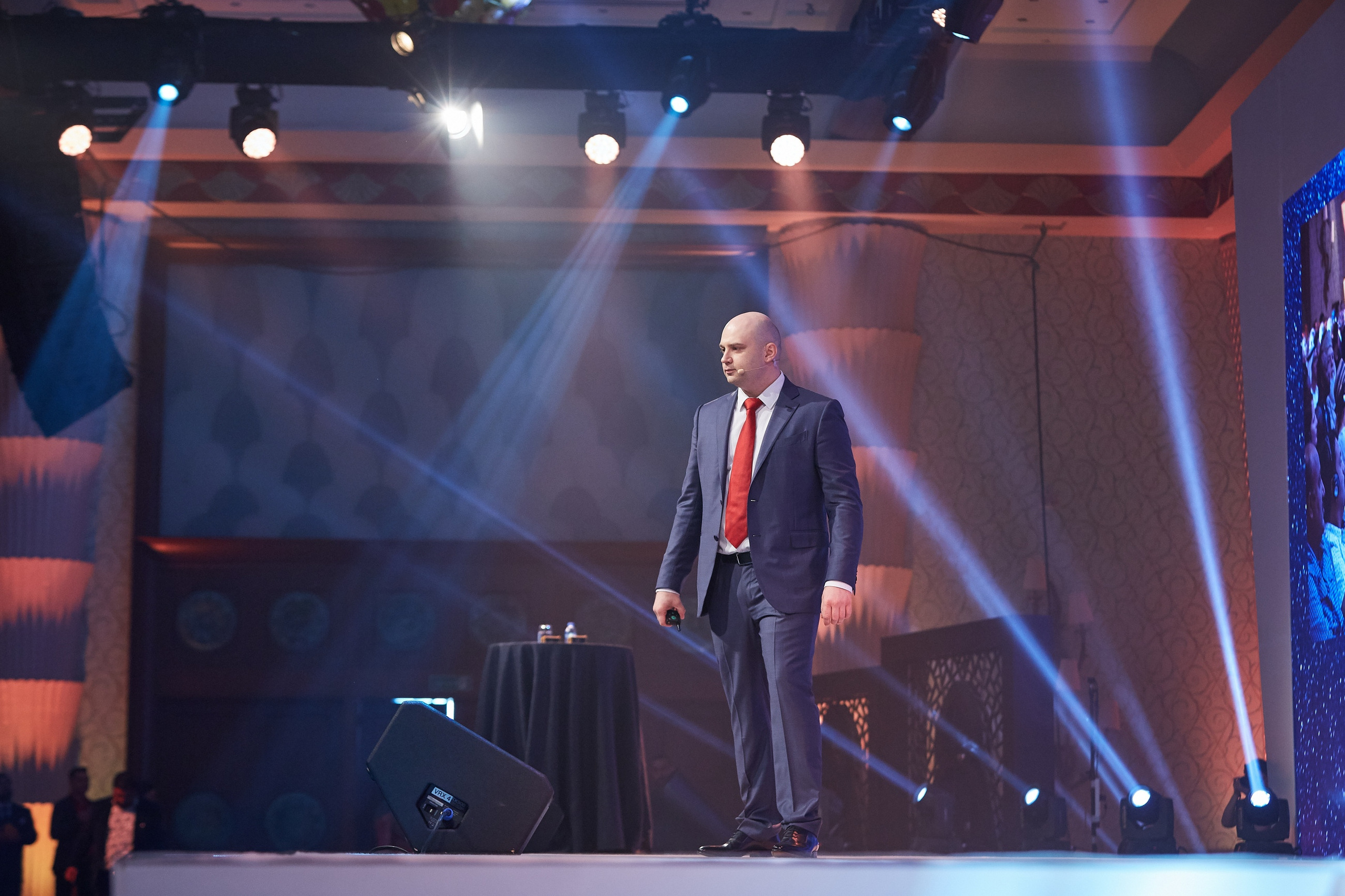 Event фотограф — Александр Осин. Александр Осин — корпоративный и семейный фотограф в Москве