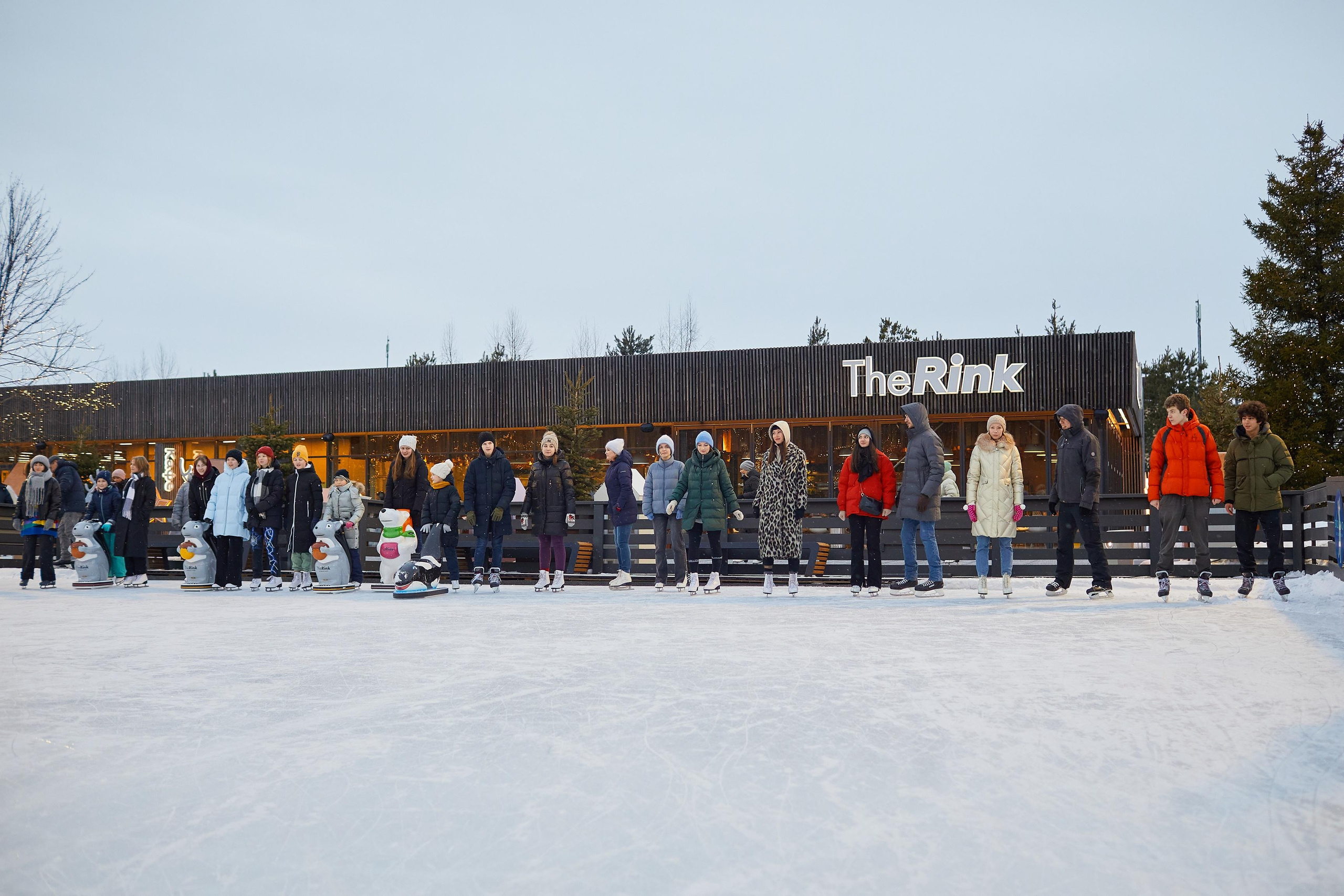 Каток The Ring в Сколково. Александр Осин — корпоративный и семейный фотограф в Москве