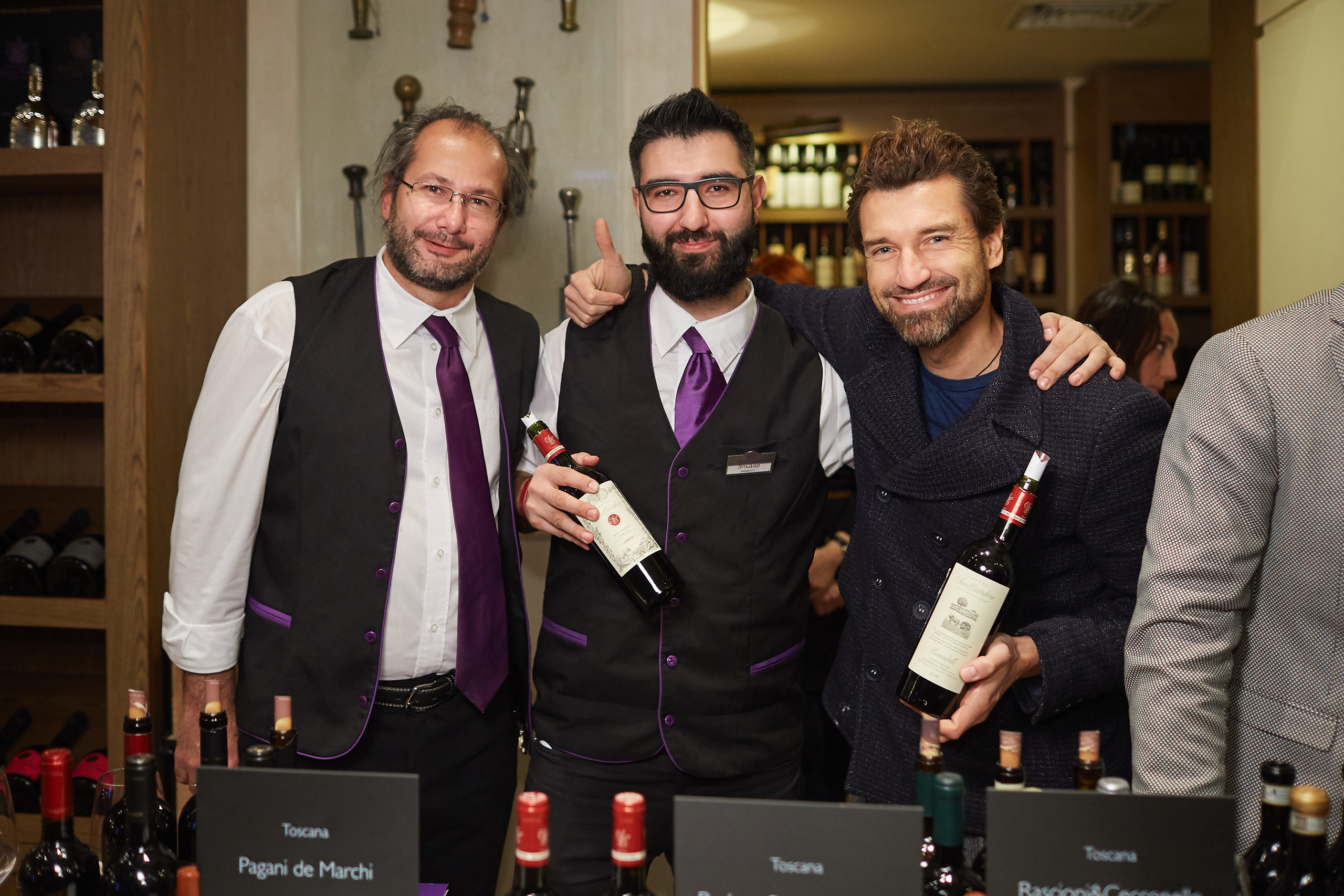 ЭНОТЕКА. Александр Осин — корпоративный и семейный фотограф в Москве