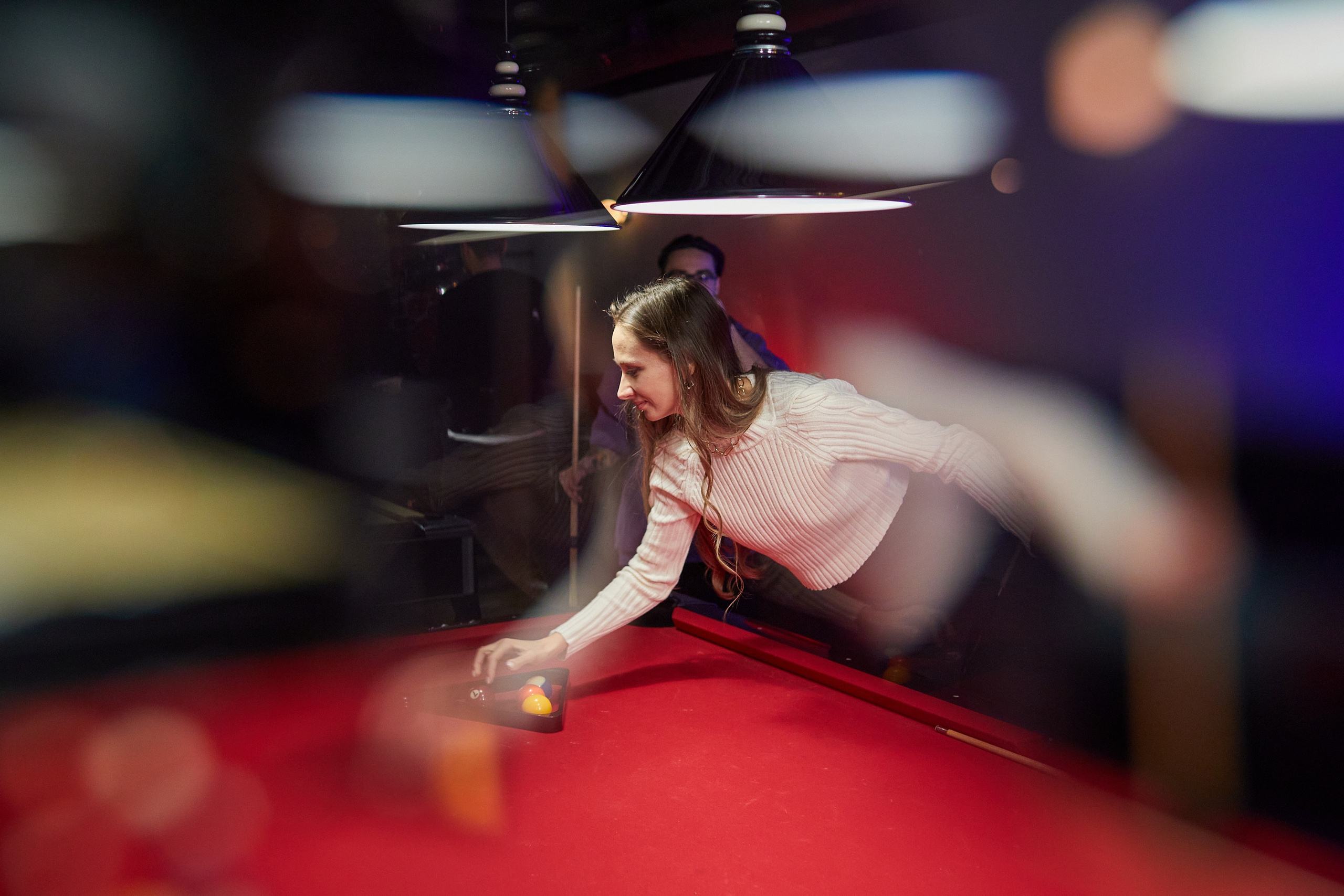 День Рождения в баре «Круглый шар». Александр Осин — корпоративный и семейный фотограф в Москве