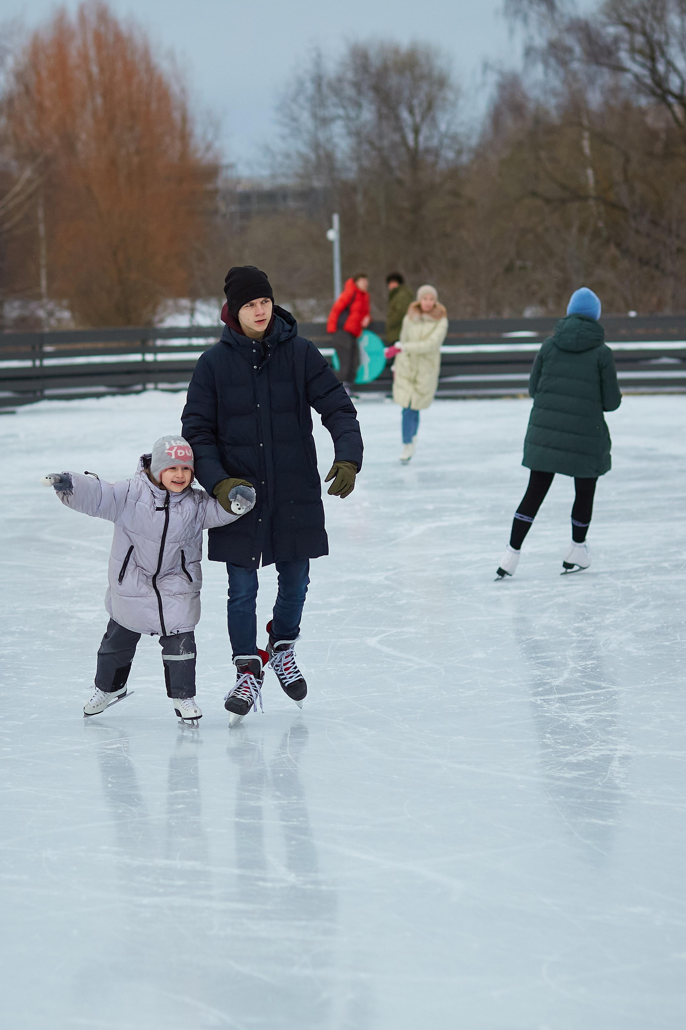 Каток The Ring в Сколково. Александр Осин — корпоративный и семейный фотограф в Москве
