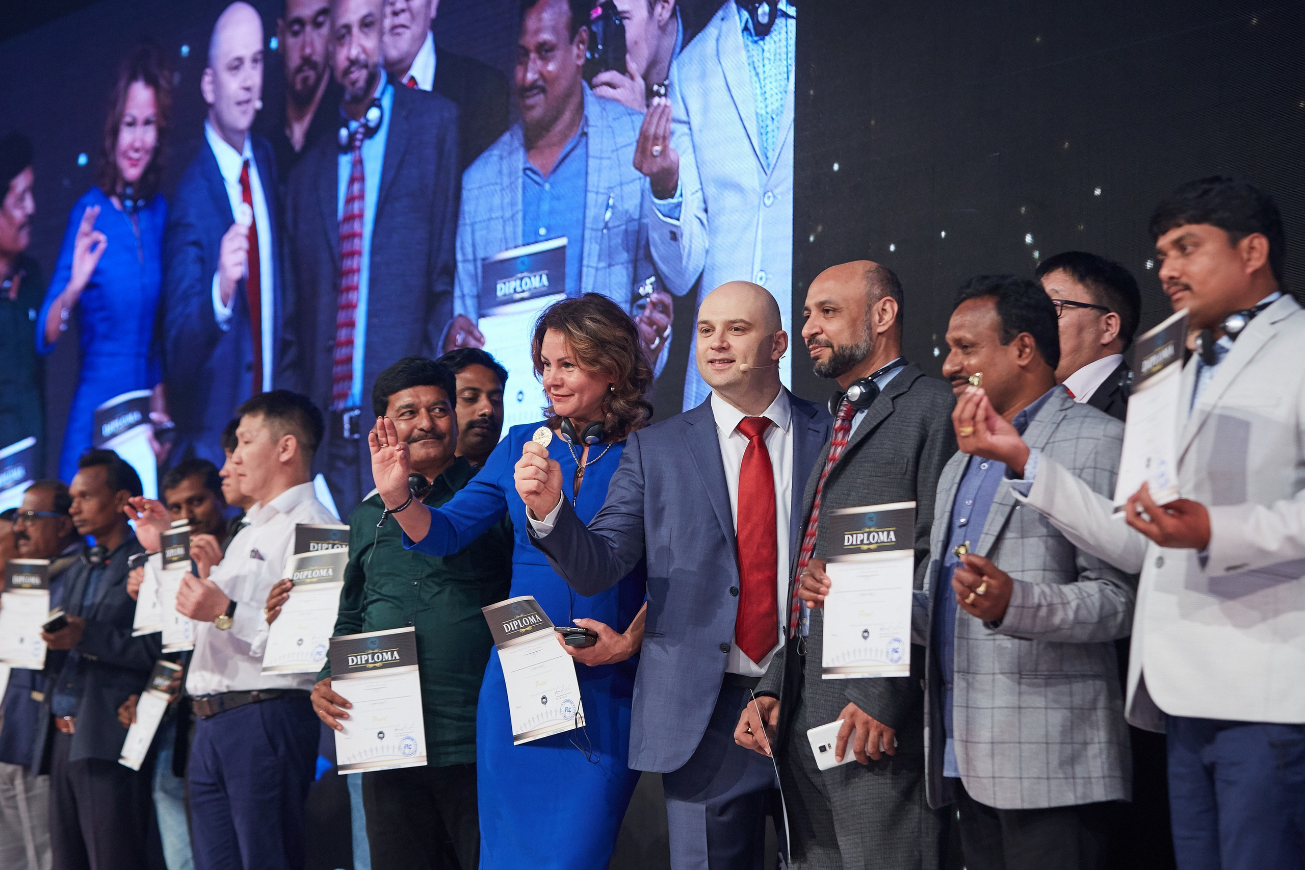 Event фотограф — Александр Осин. Александр Осин — корпоративный и семейный фотограф в Москве