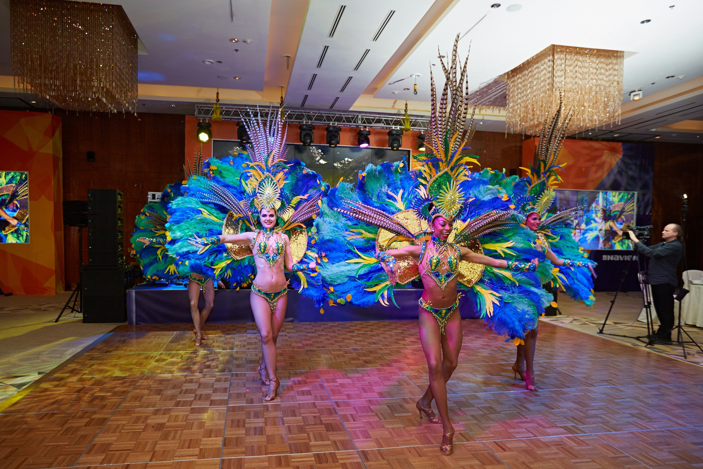 Корейская компания NAVIEN. Александр Осин — корпоративный и семейный фотограф в Москве