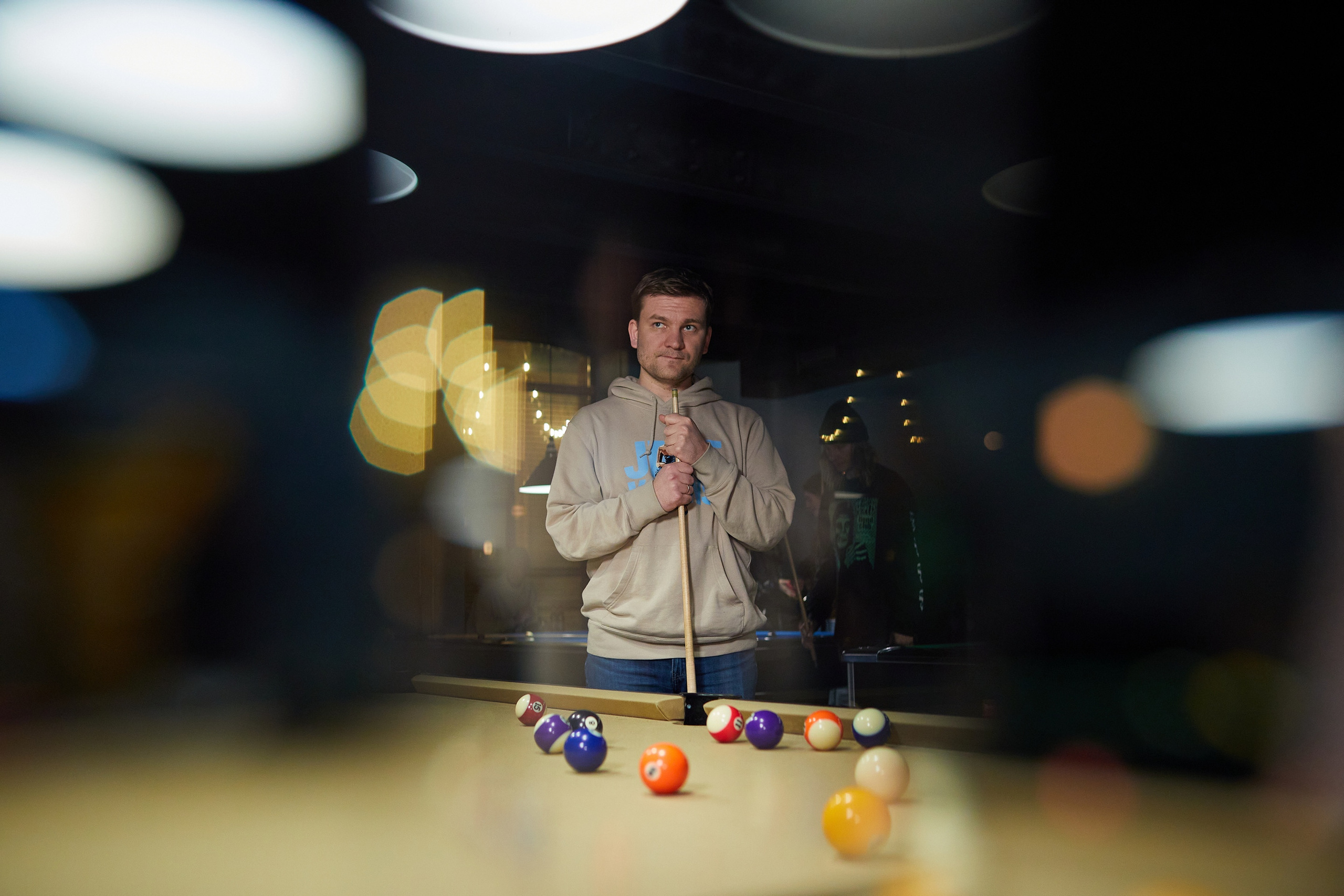 День Рождения в баре «Круглый шар». Александр Осин — корпоративный и семейный фотограф в Москве