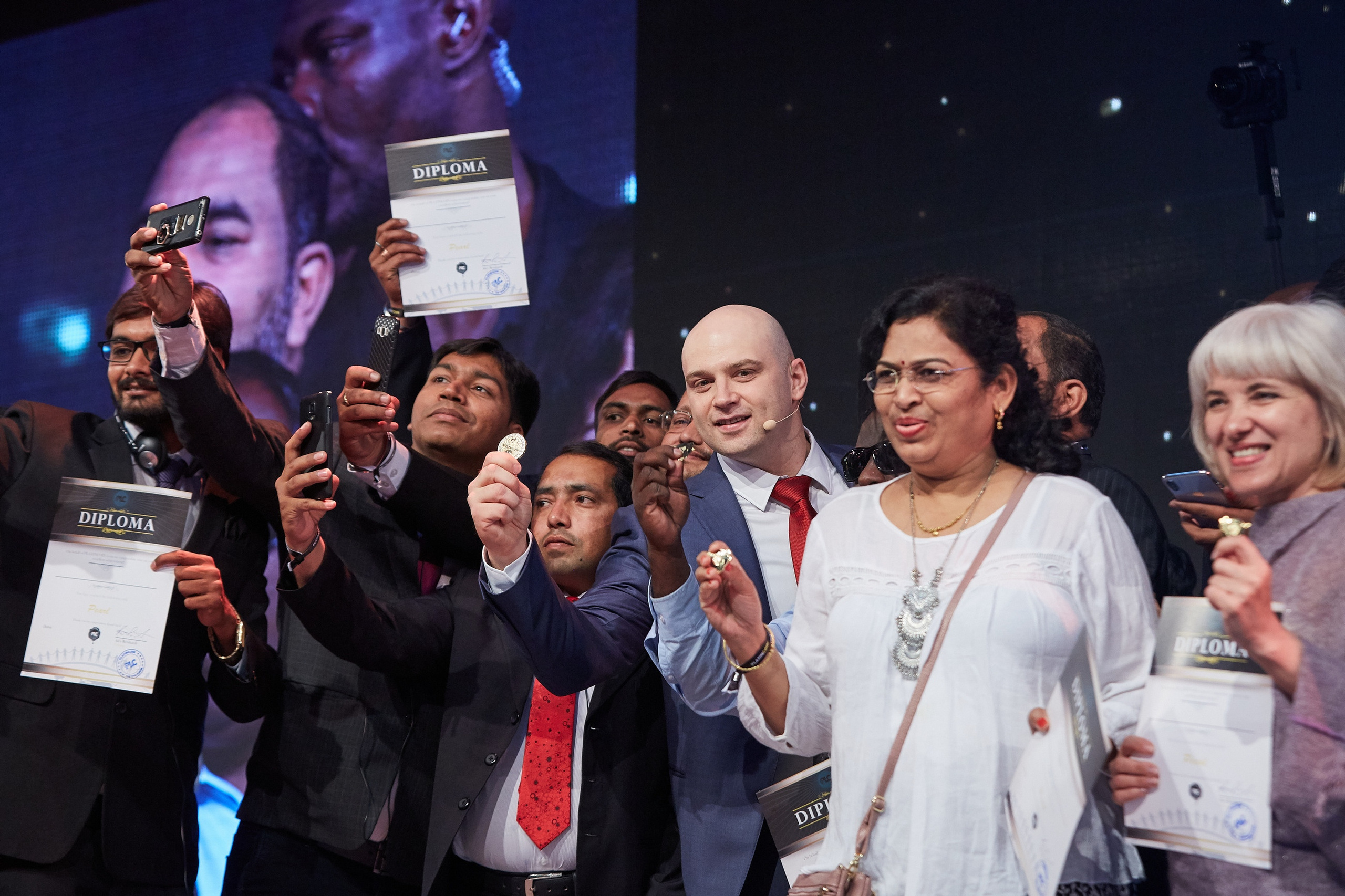 Event фотограф — Александр Осин. Александр Осин — корпоративный и семейный фотограф в Москве