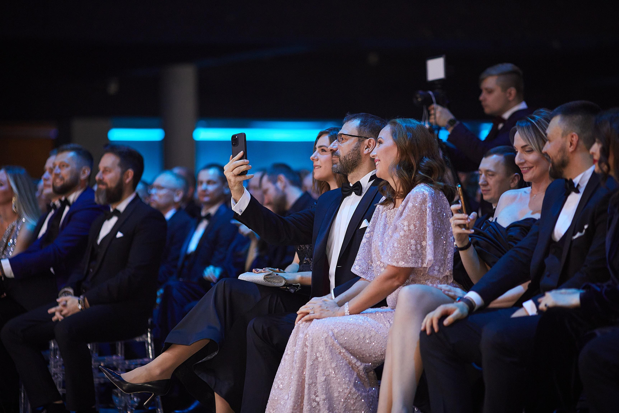 EQUIUM AWARDS. Александр Осин — корпоративный и семейный фотограф в Москве